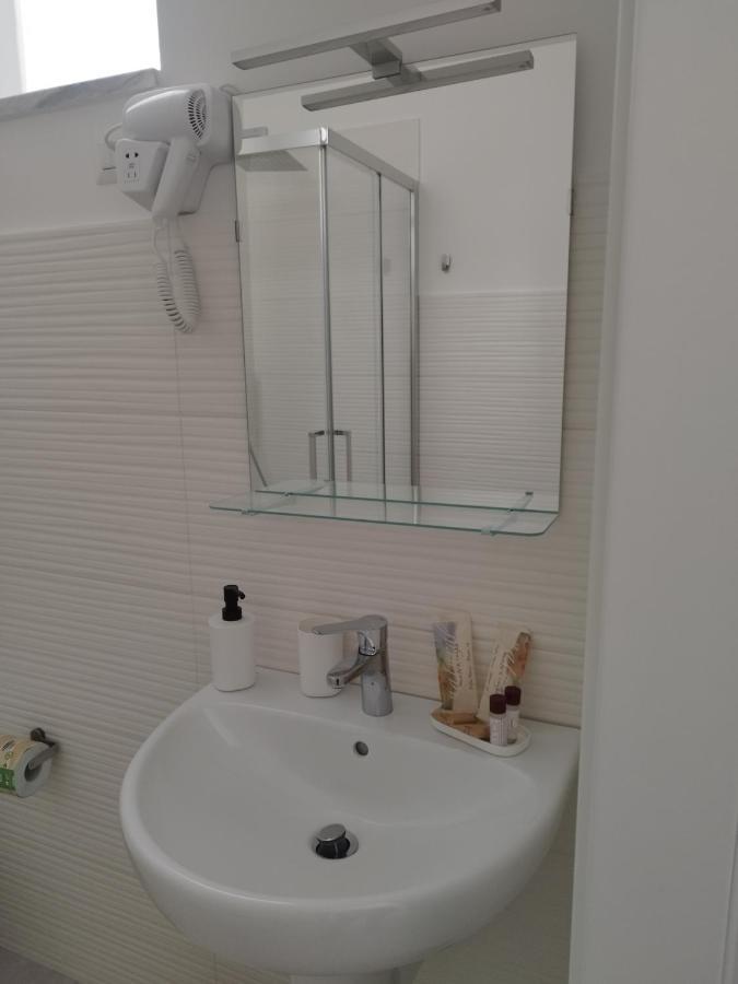 Triple Room Private Bathroom
