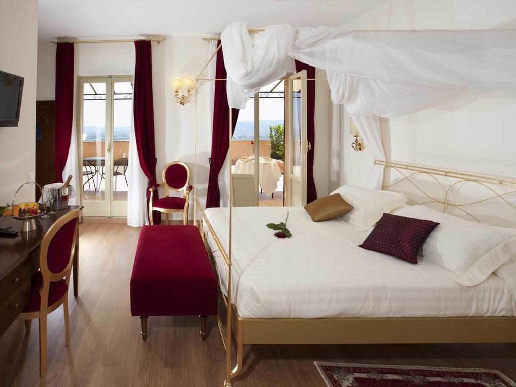 Superior Suite with Panoramic Terrace