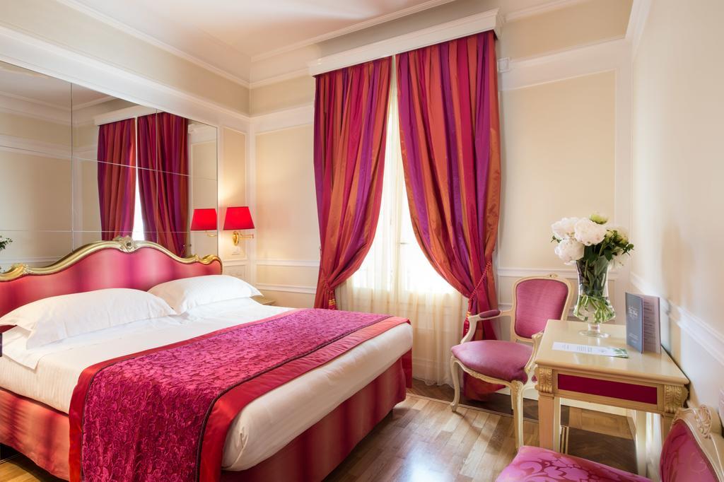 Classic Double or Twin Room Pool View
