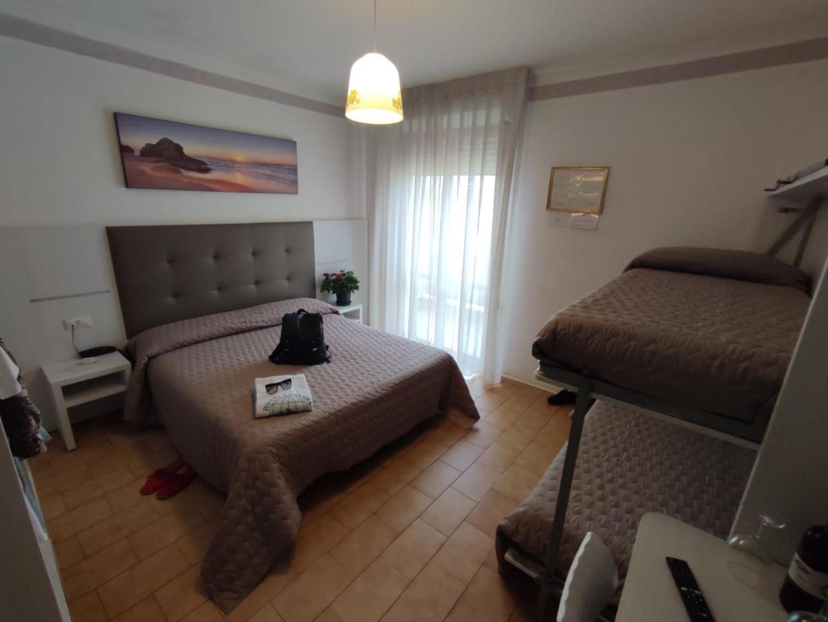 Quadruple Room Sea View