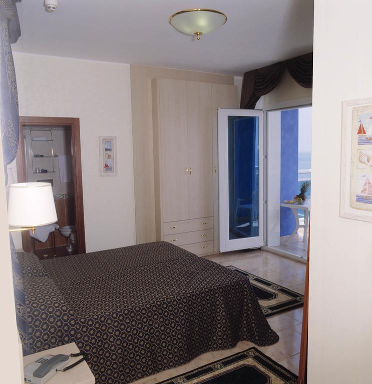 Triple Room Sea View Balcony,778988277:JPEG