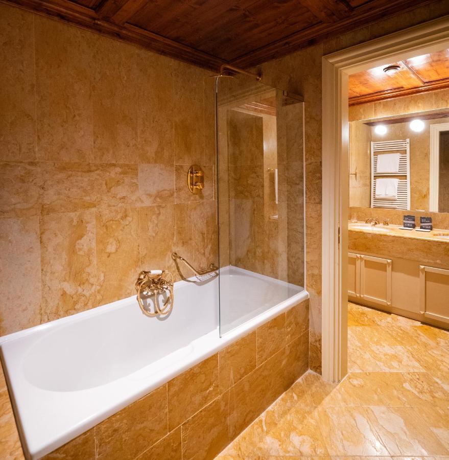 Deluxe Suite Spa Access