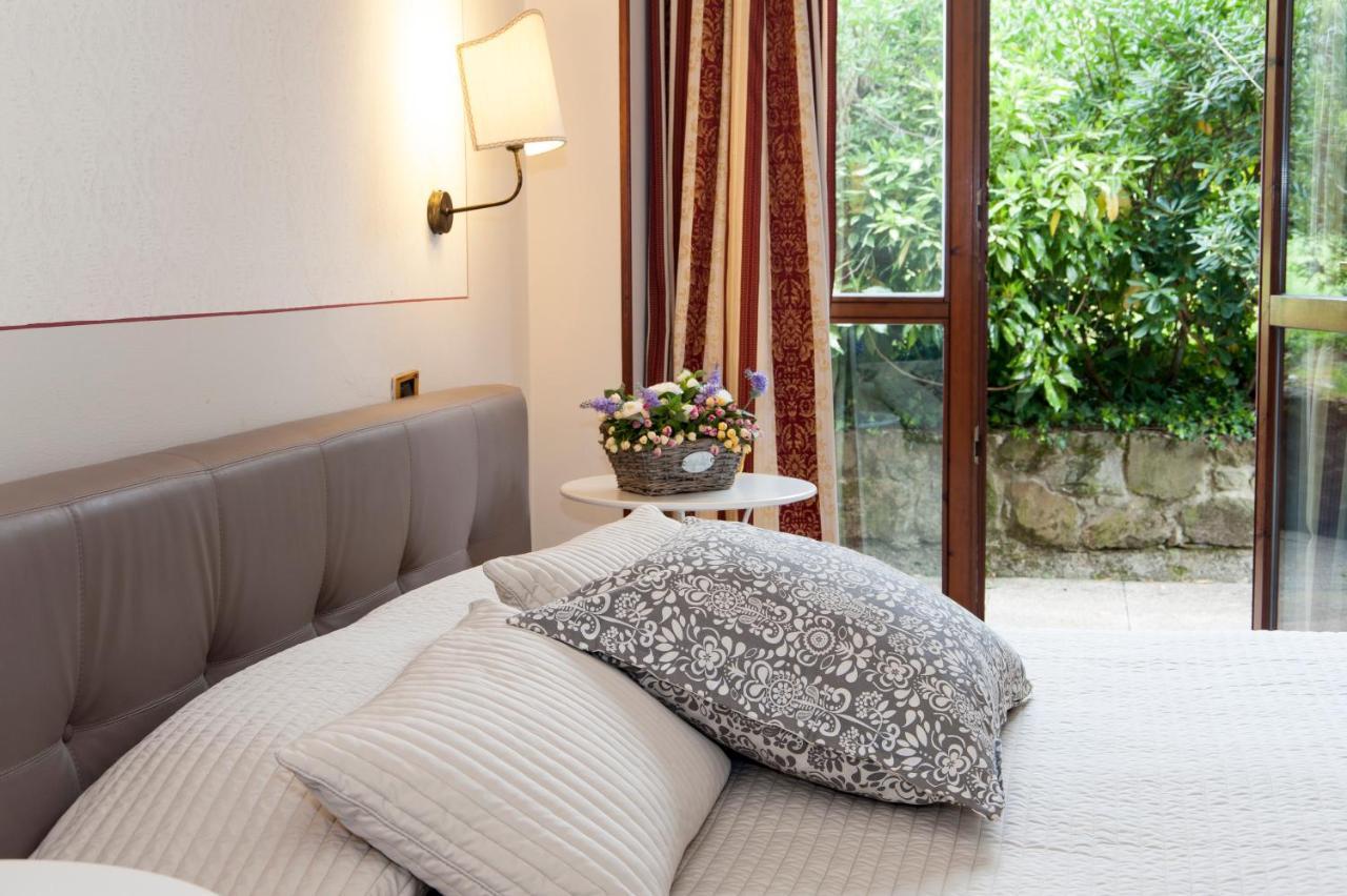 Double or Twin Room Balcony