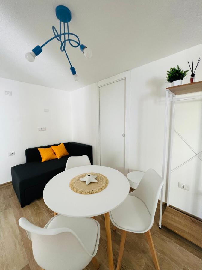 Double or Twin Room Private Bathroom