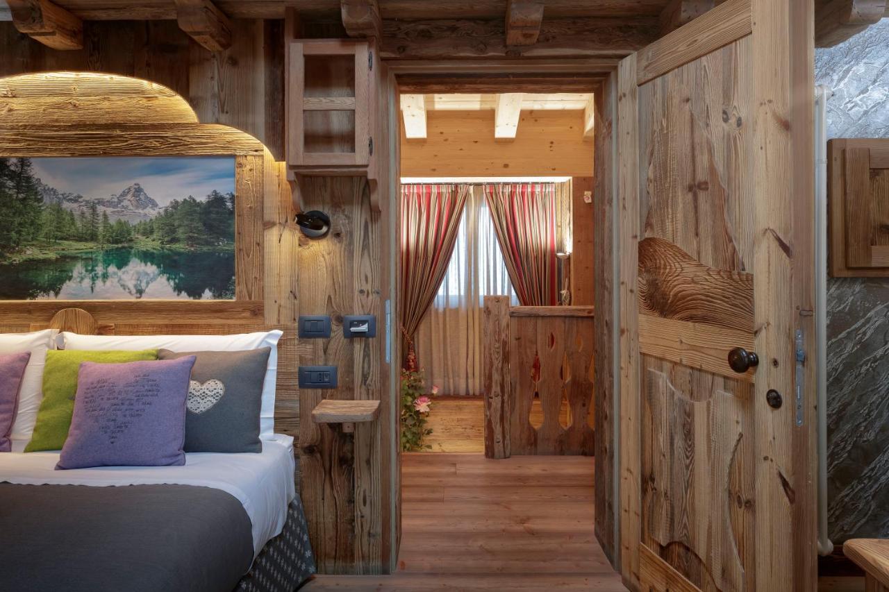 Superior Chalet,1425575560:JPEG