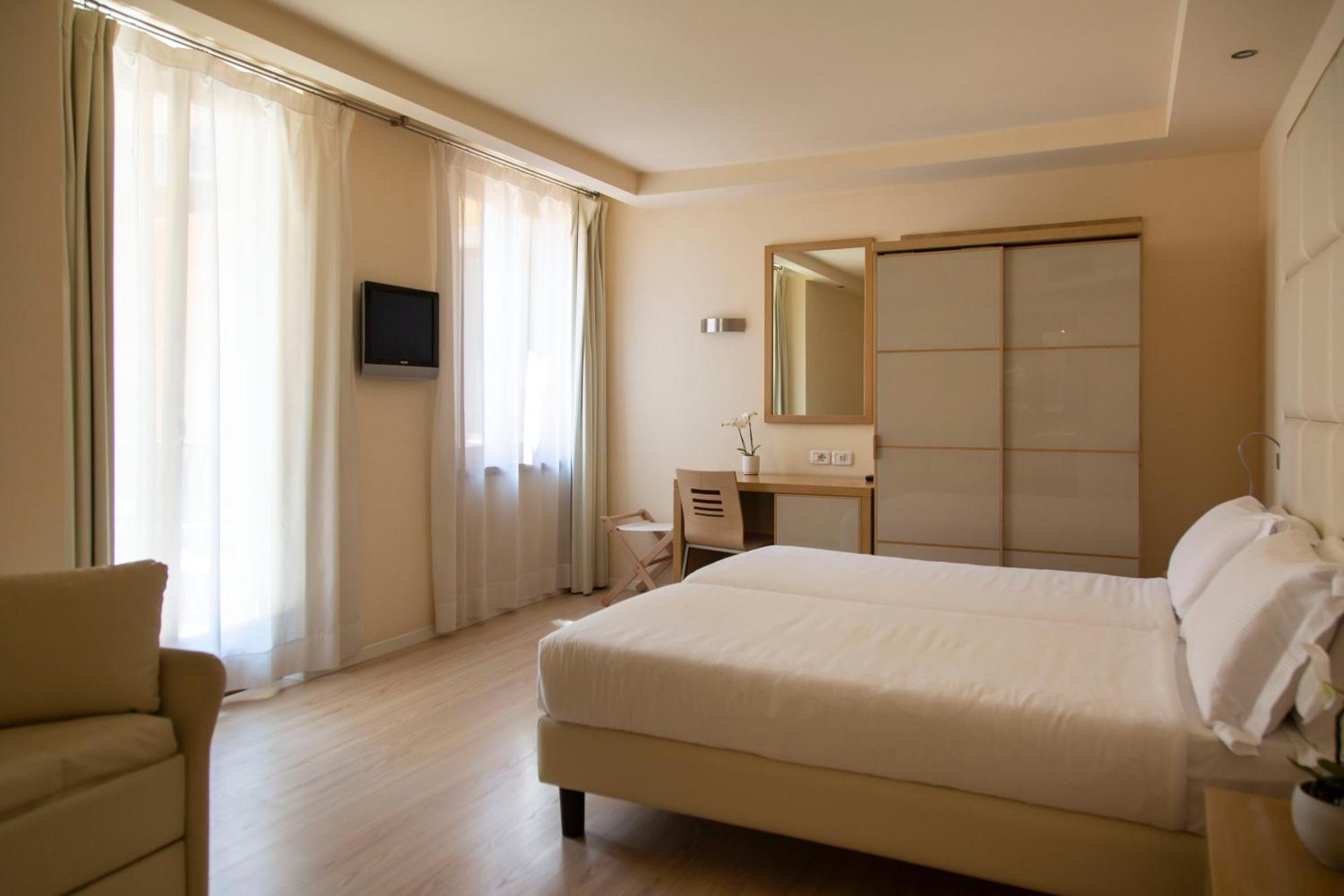 Triple Room Balcony