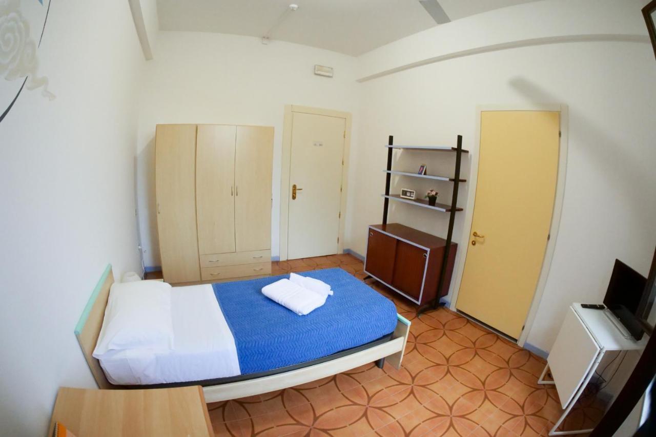 Single Room Private Bathroom