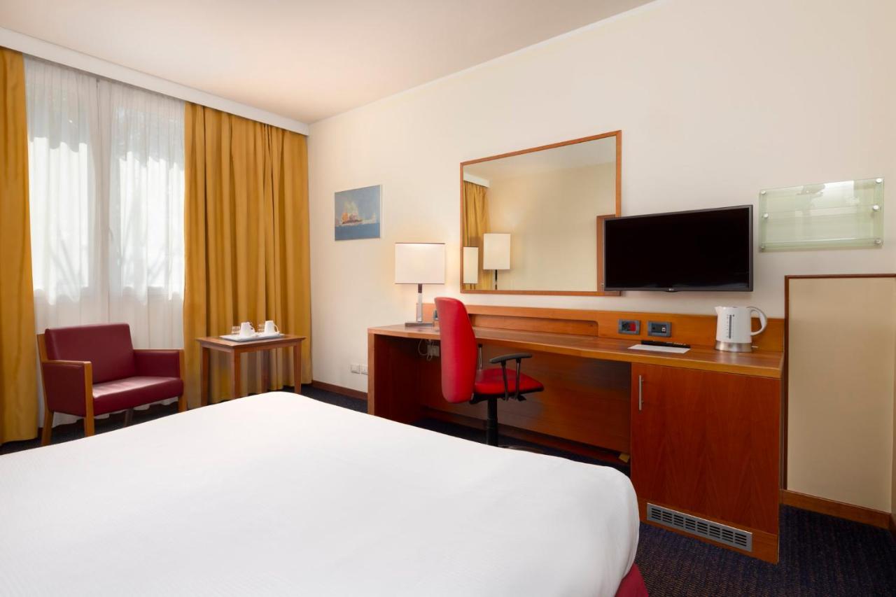 Standard King Room,1498654963:JPEG