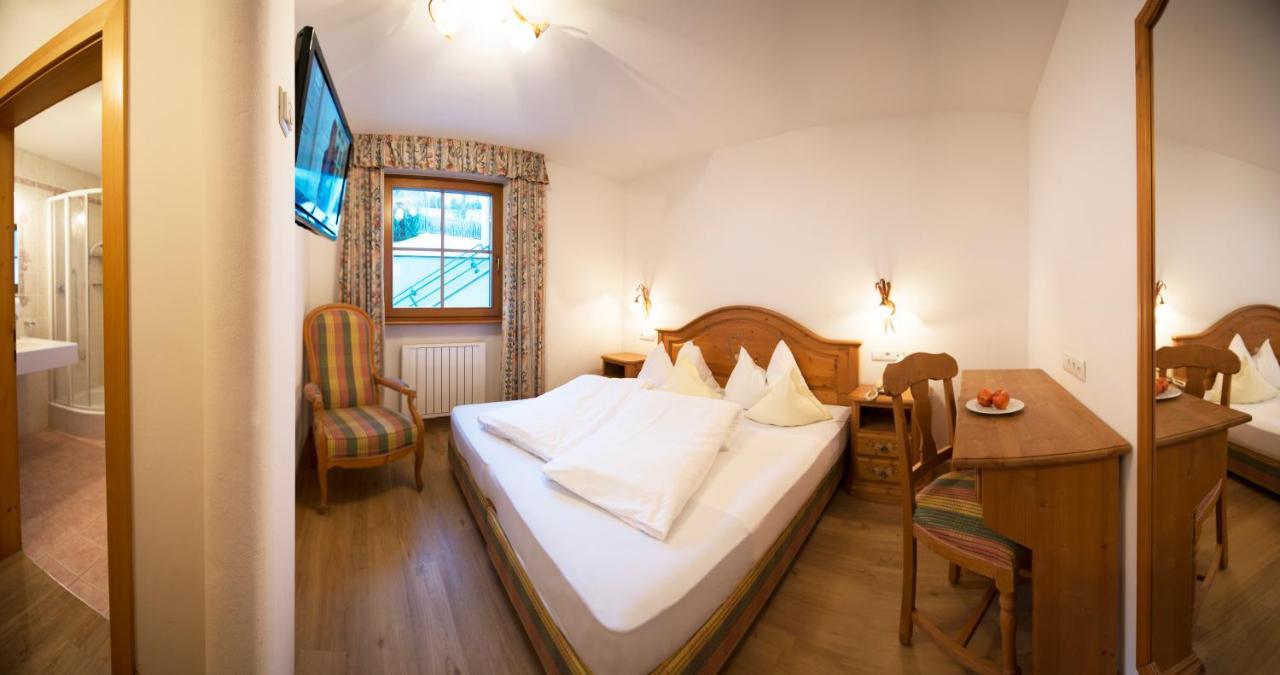 Standard Double Room,1499720797:JPEG