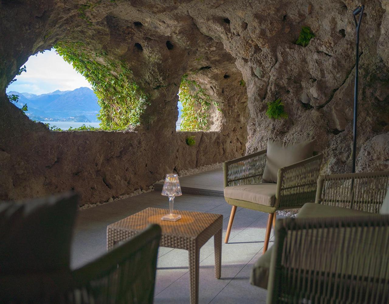 Junior Suite with Lake View - Separate building