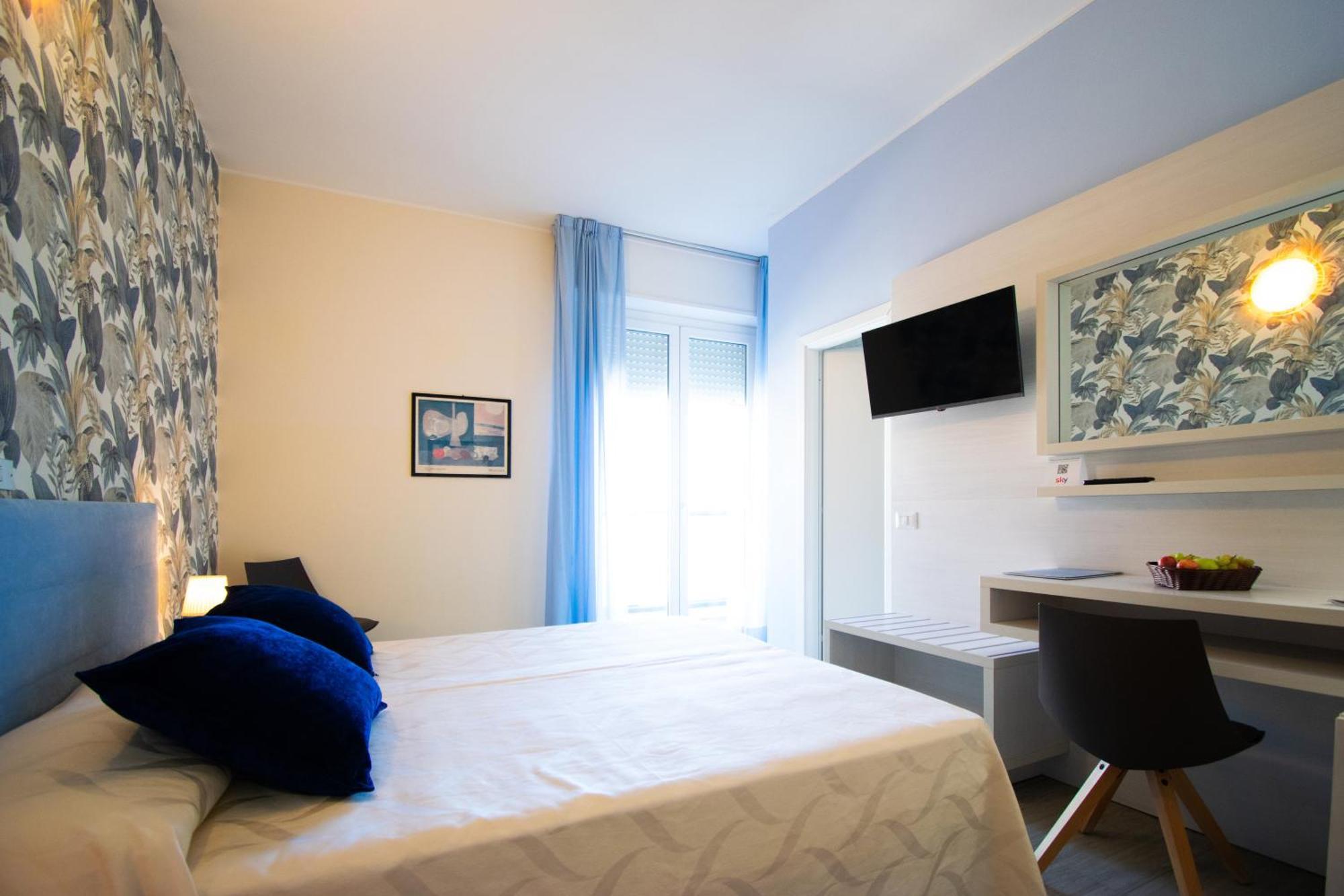 Double or Twin Room Balcony Sea View