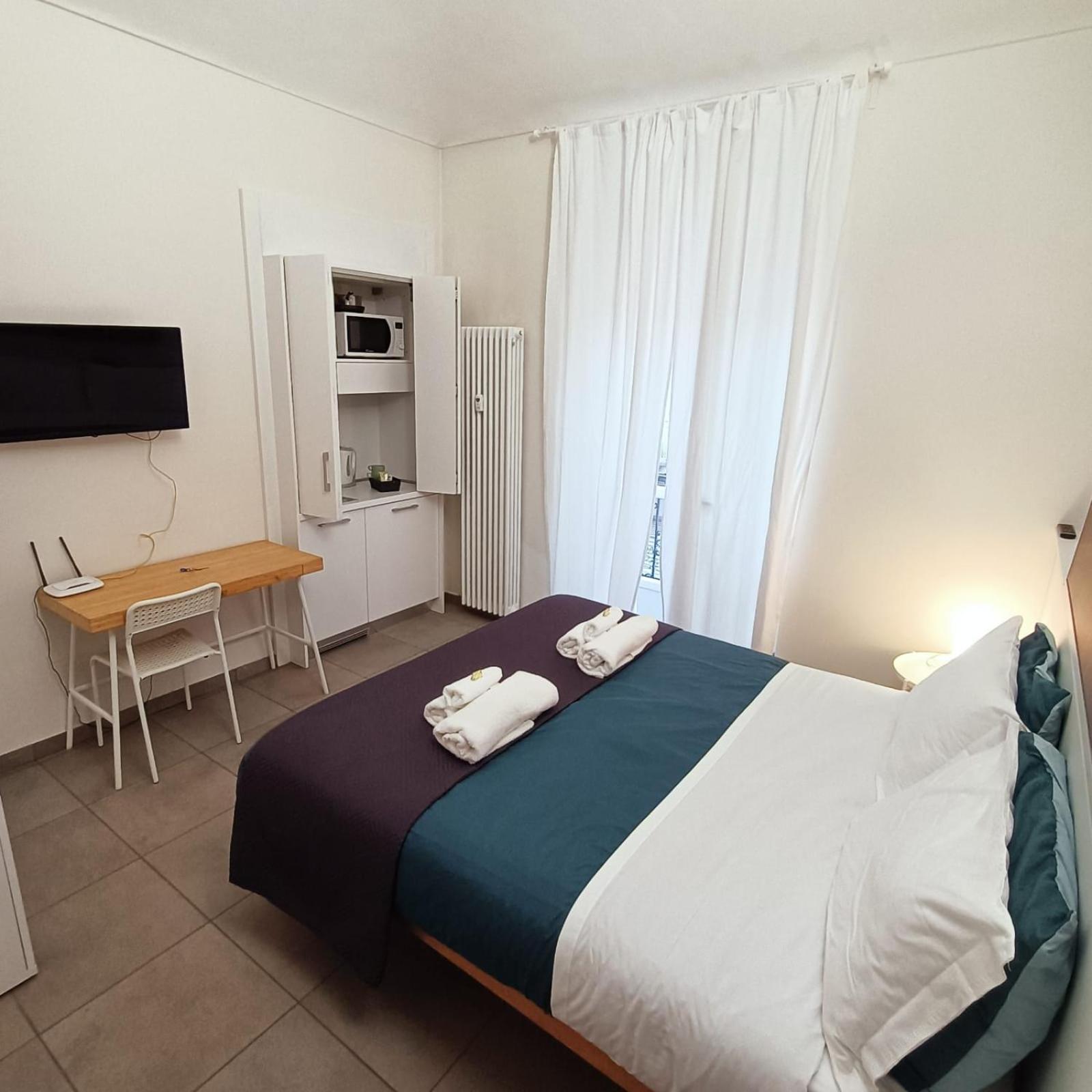 Large Double Room