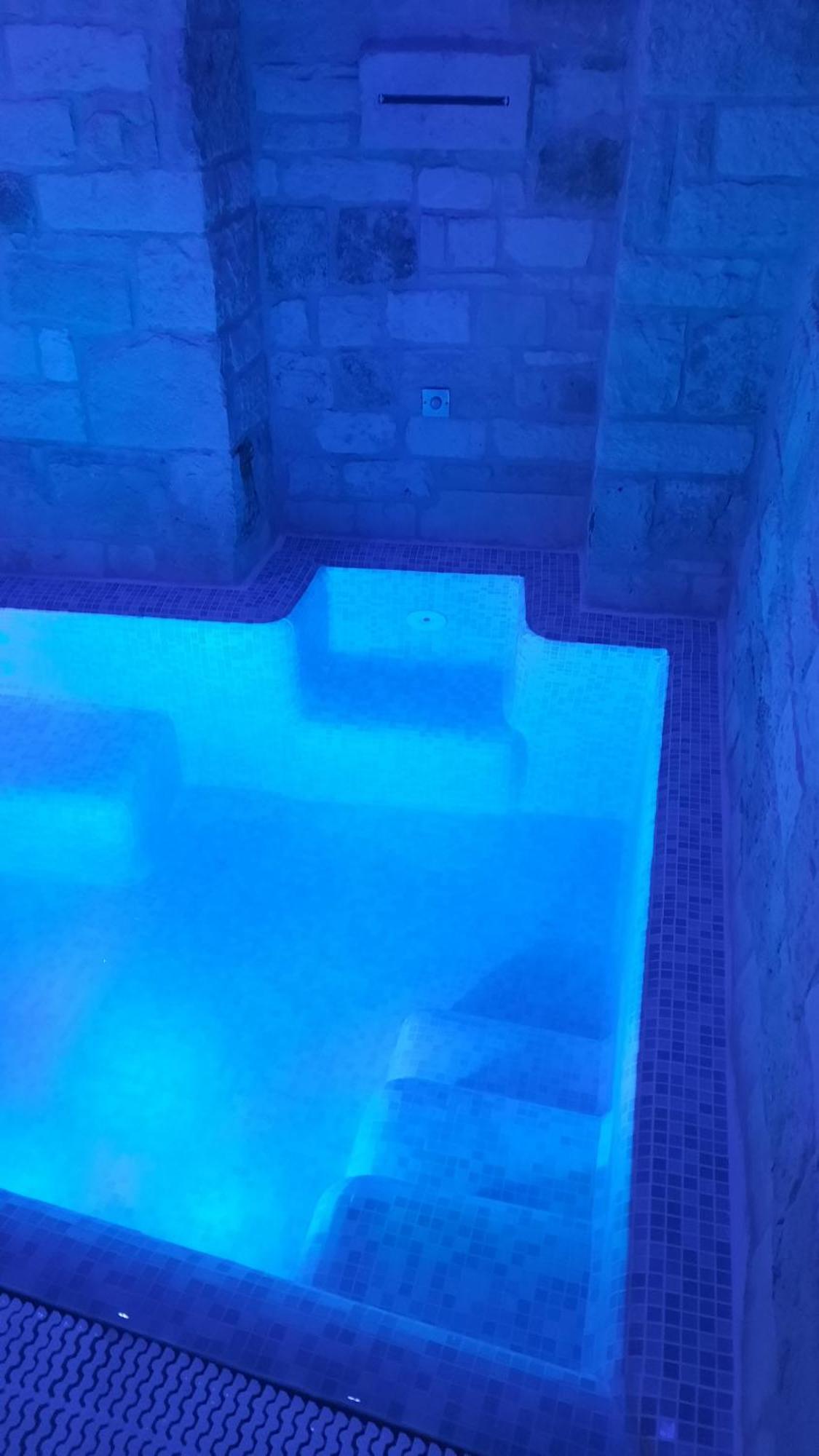 Suite Private Pool