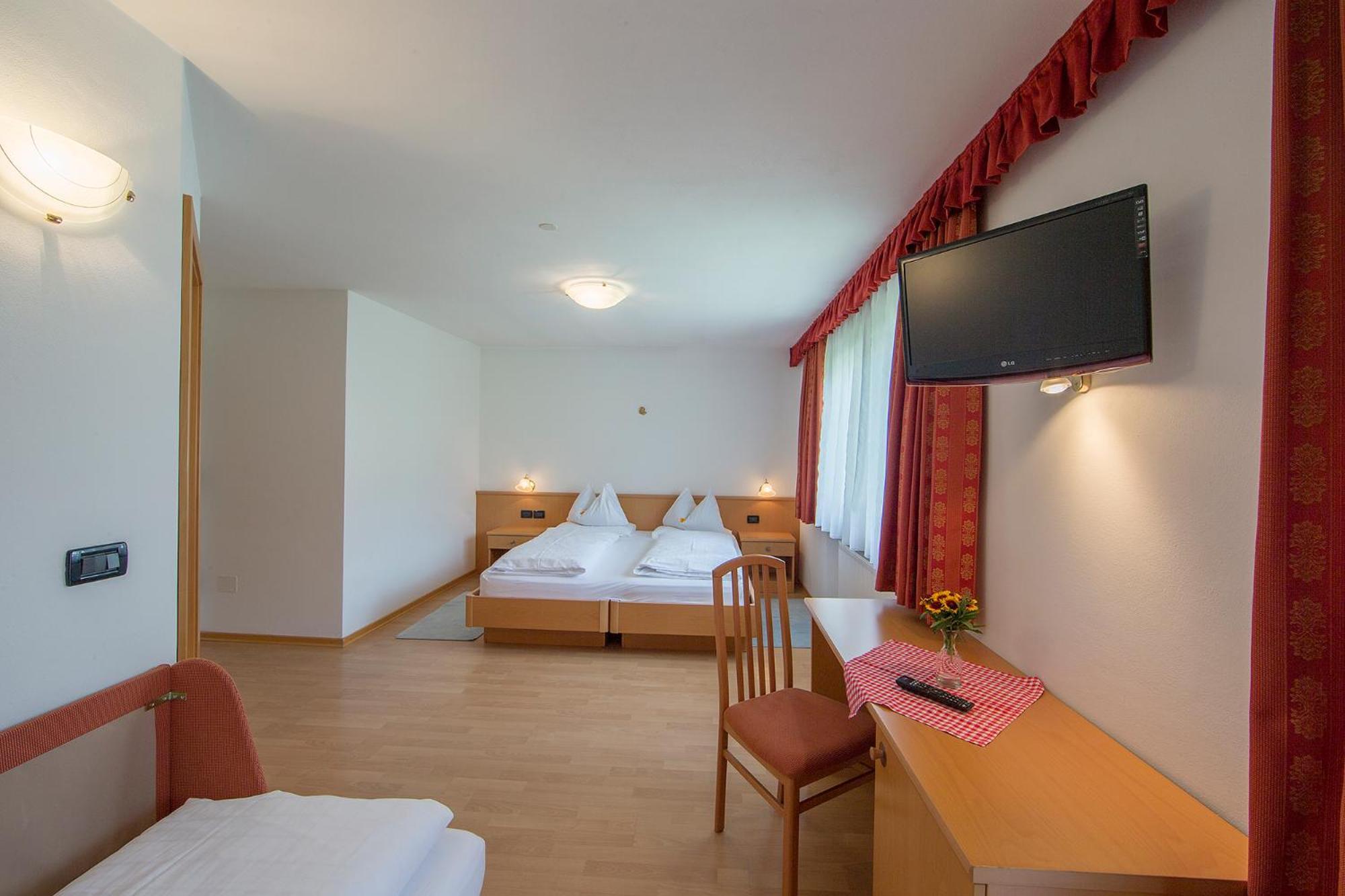 Comfort Double or Twin Room Mountain View
