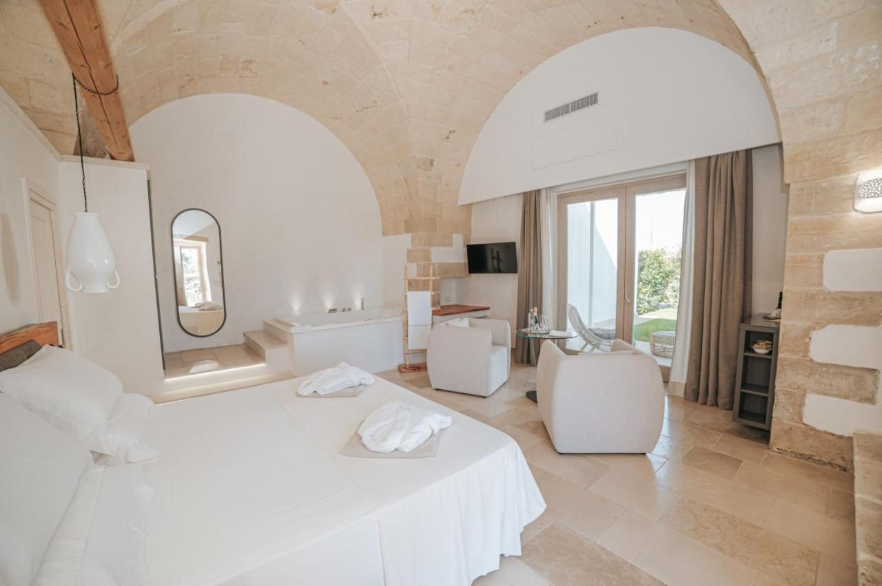 Queen Suite Spa Bath
