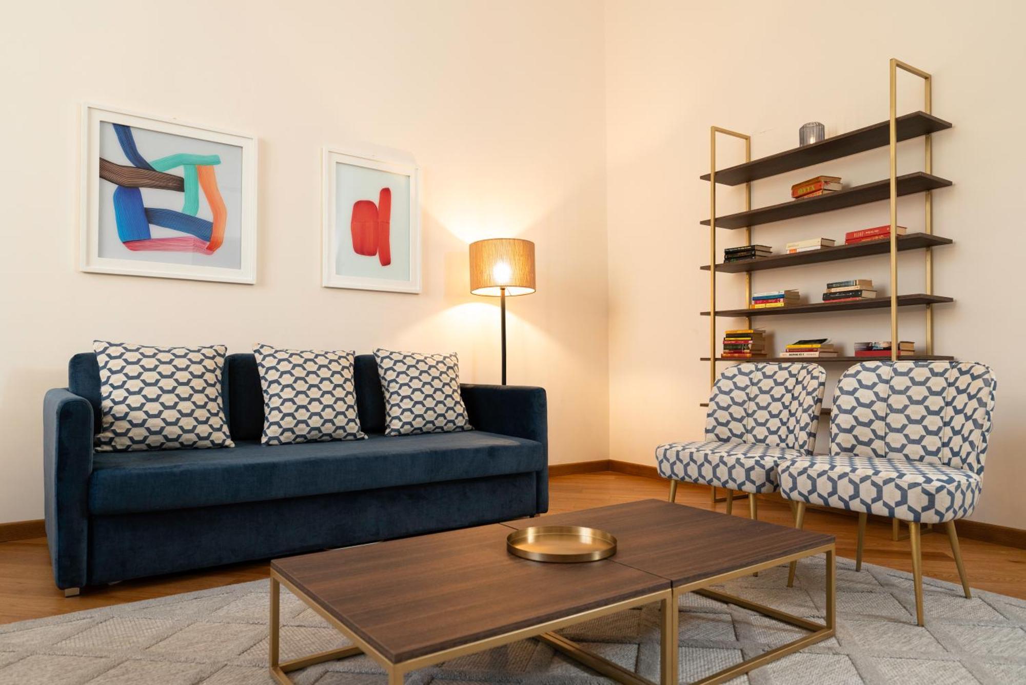 Deluxe Apartment
