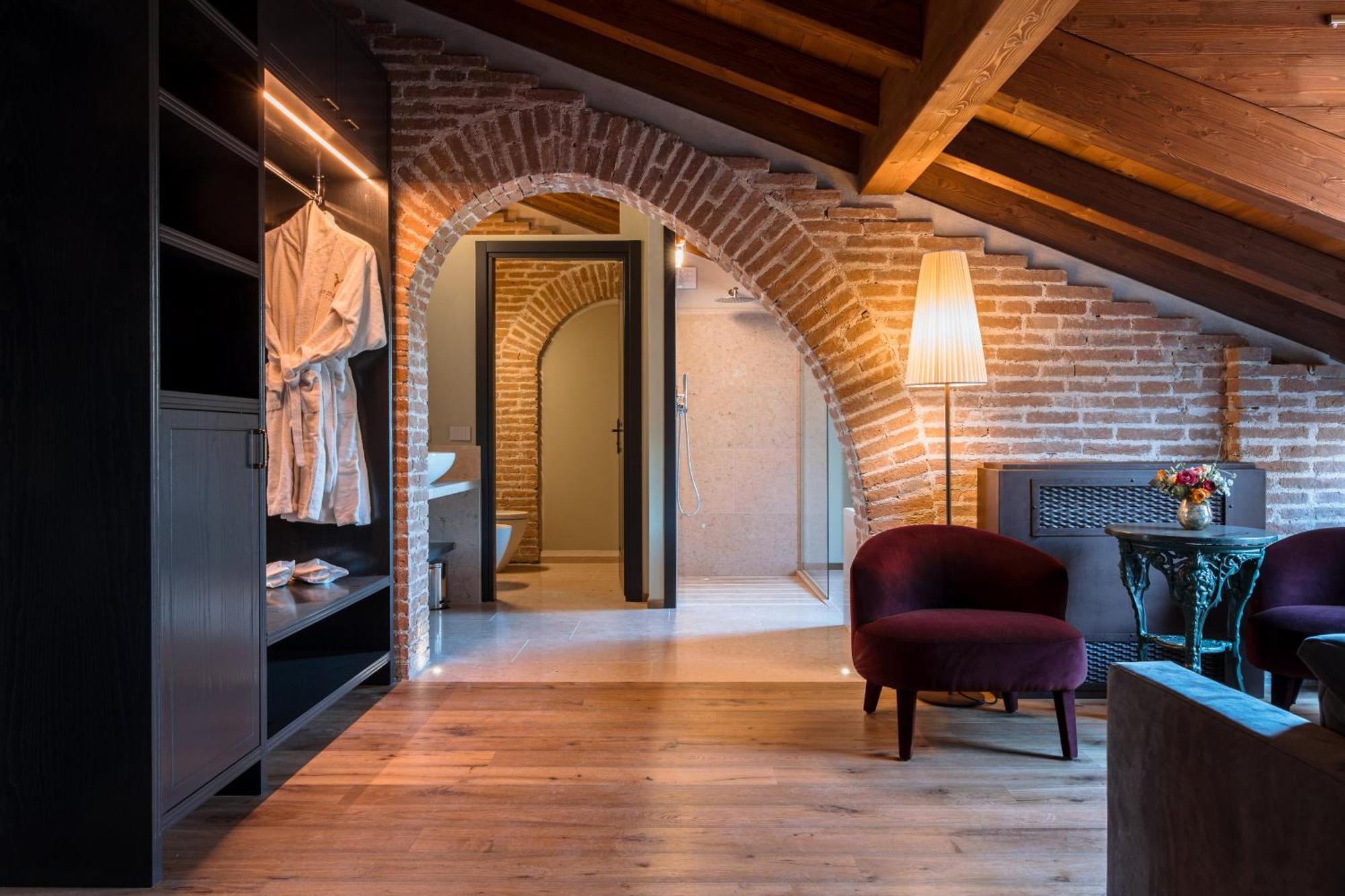 Suite Spa Bath