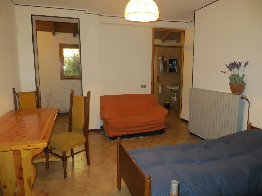 2 Camere Comunicanti