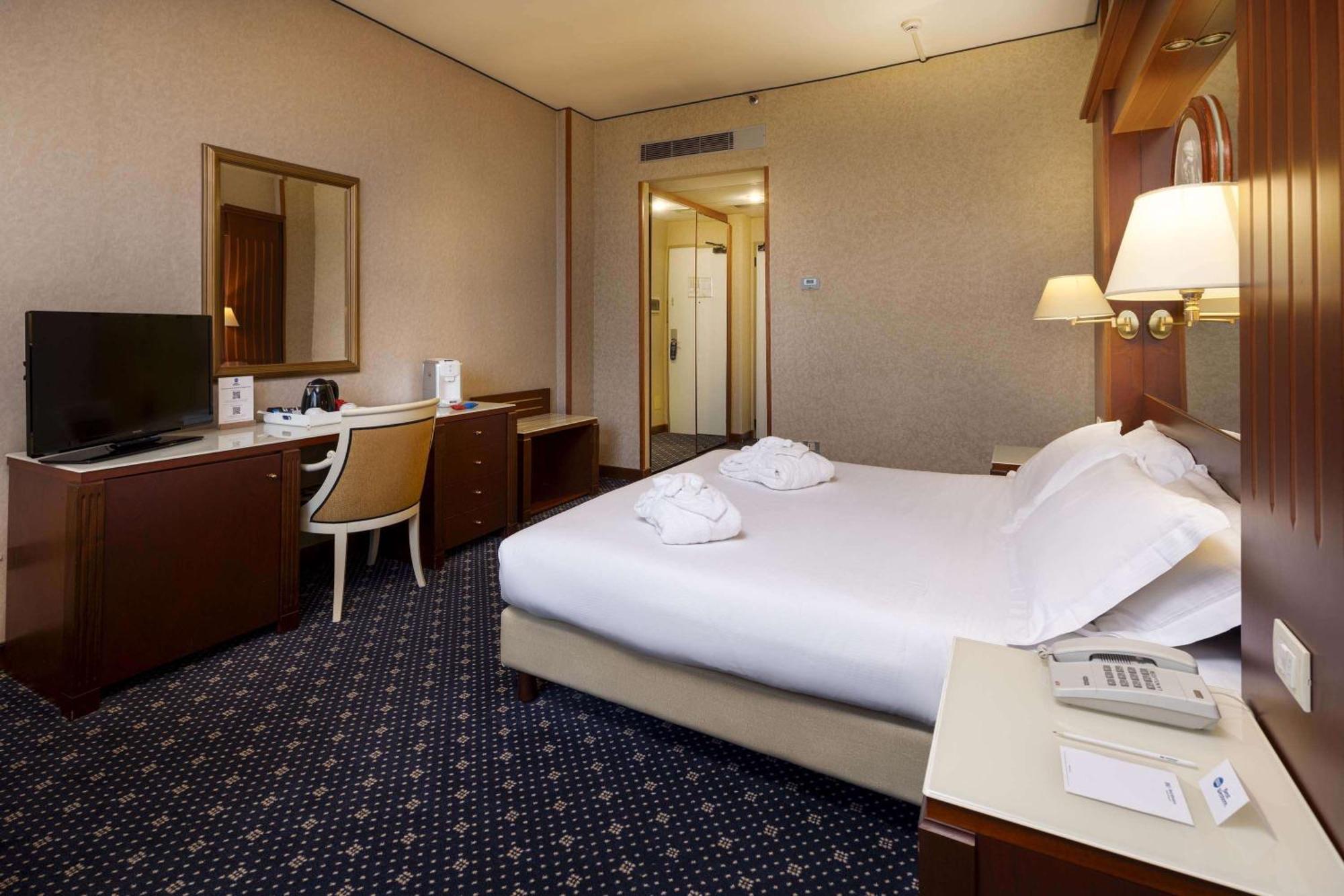 Executive King Room