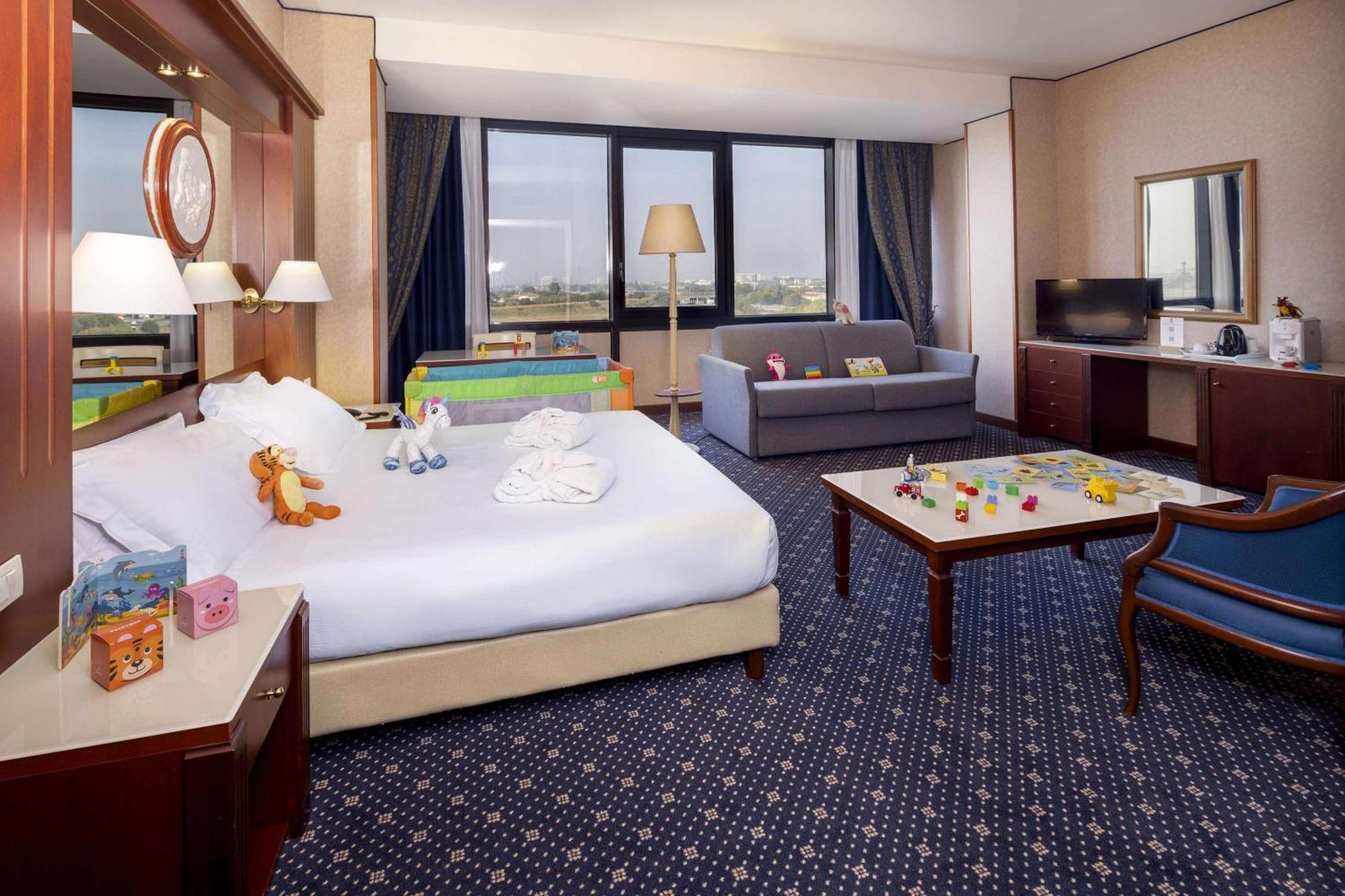 Quadruple Room King Bed