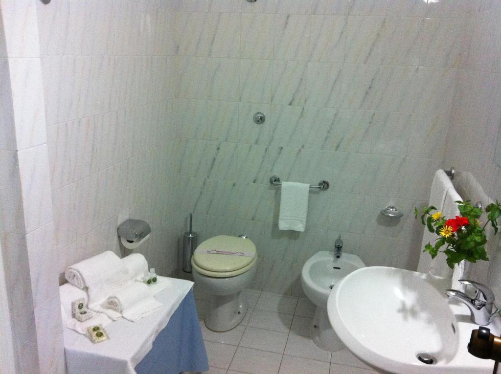 Triple Room with Sea View