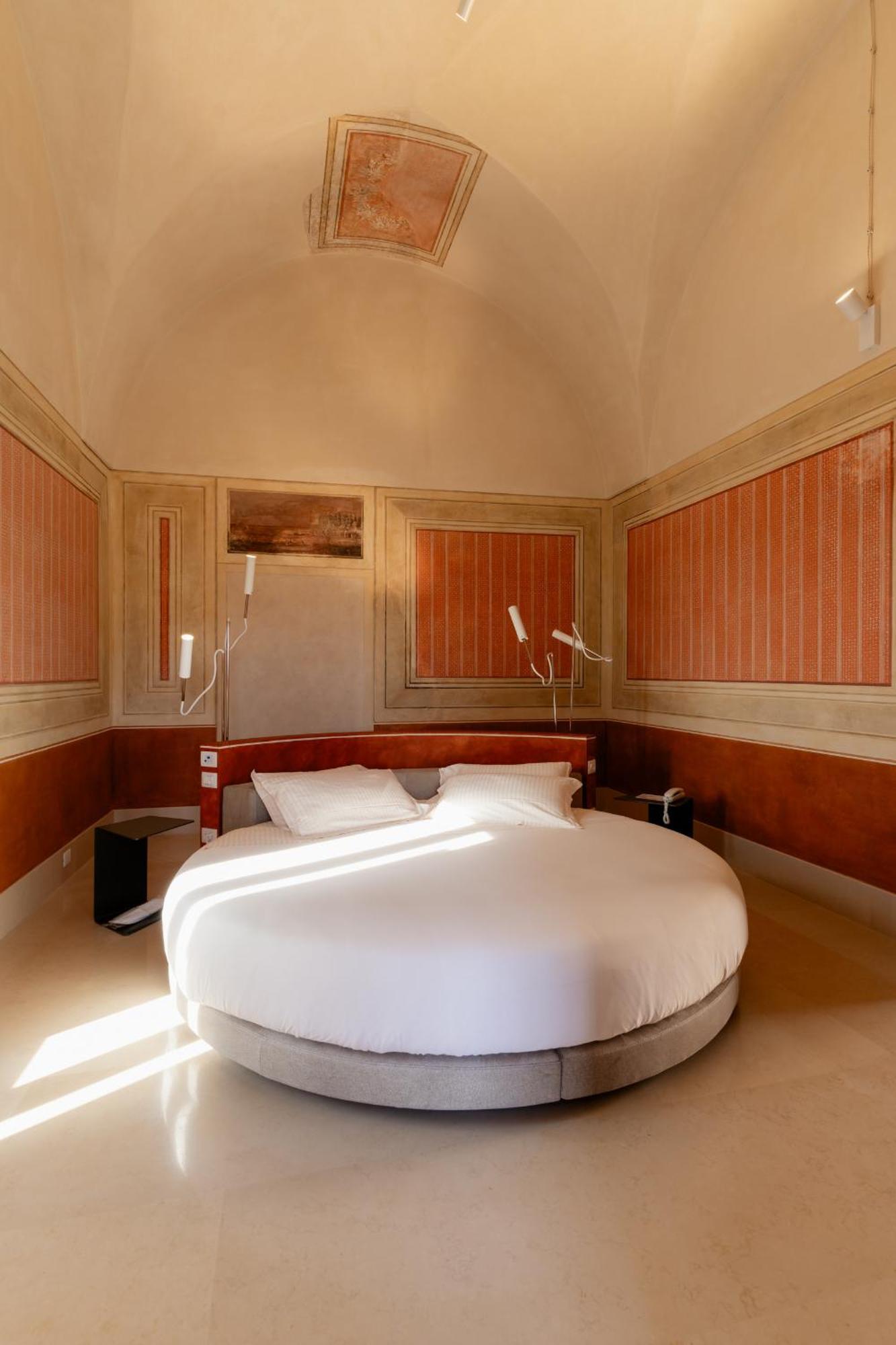 Queen Suite