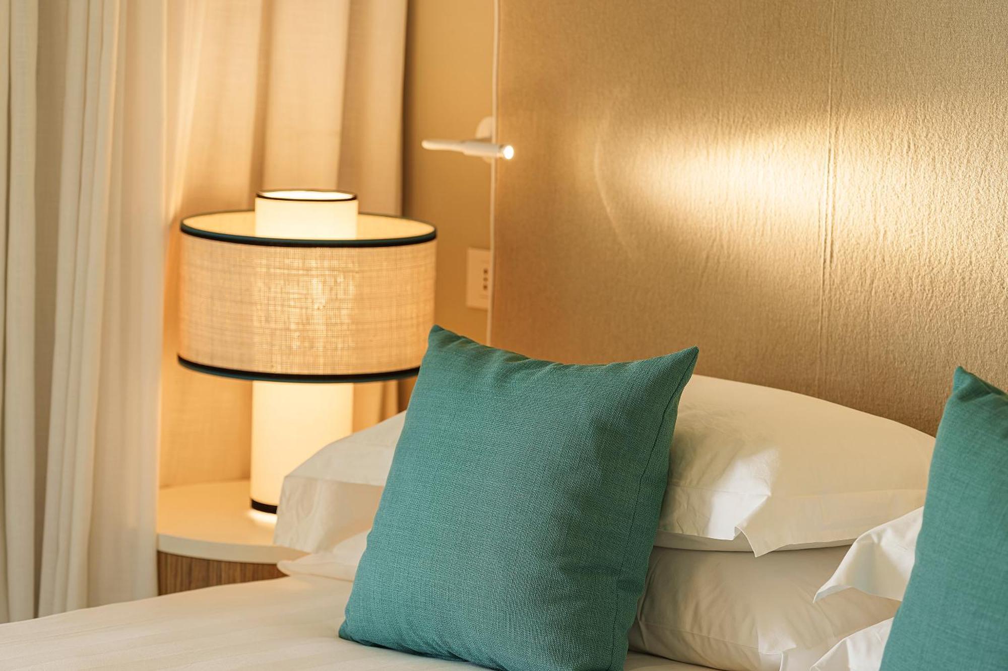 Appartamento con 2 Camere da Letto, Terrazza e Vista Mare