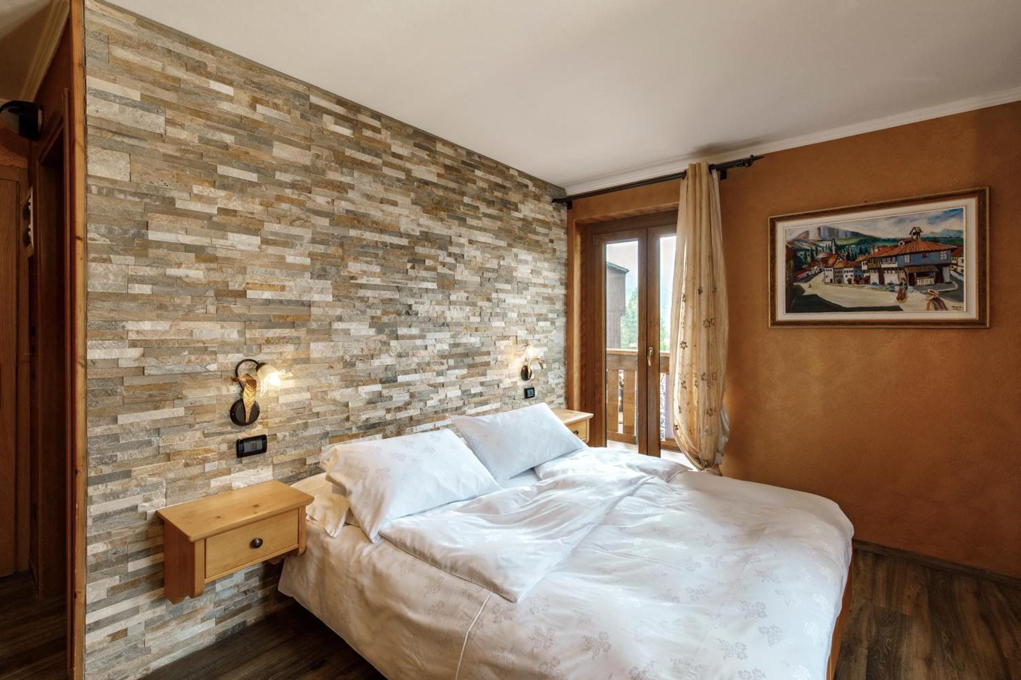 Double or Twin Room Mountain View