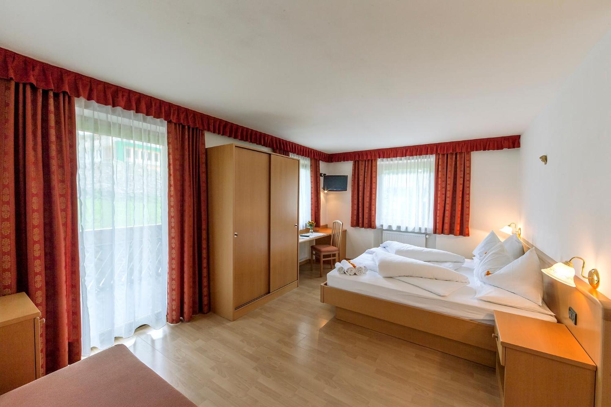 Comfort Double or Twin Room Mountain View