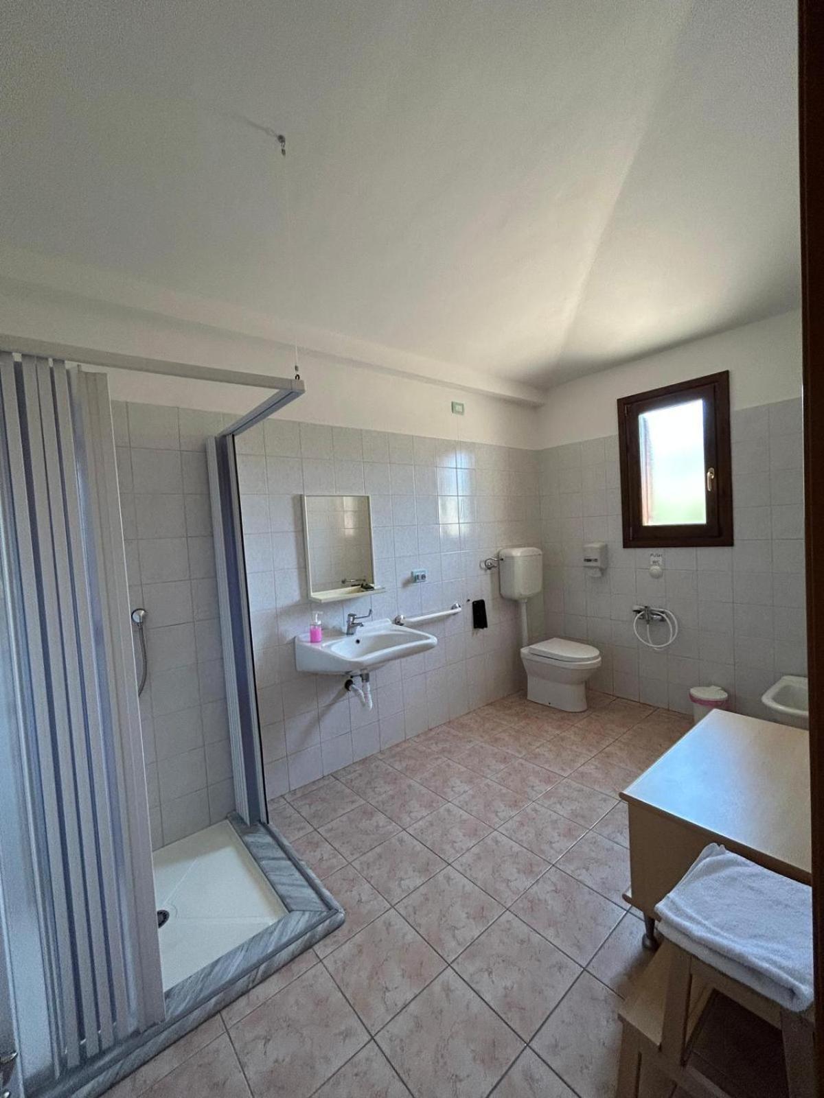 Double or Twin Room Disability Access