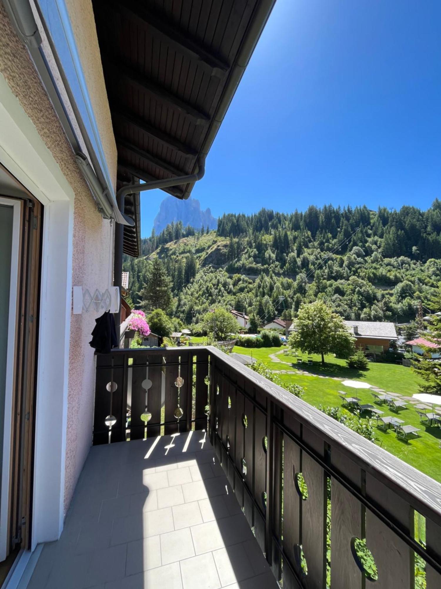 Superior One-Bedroom Apartment Balcony