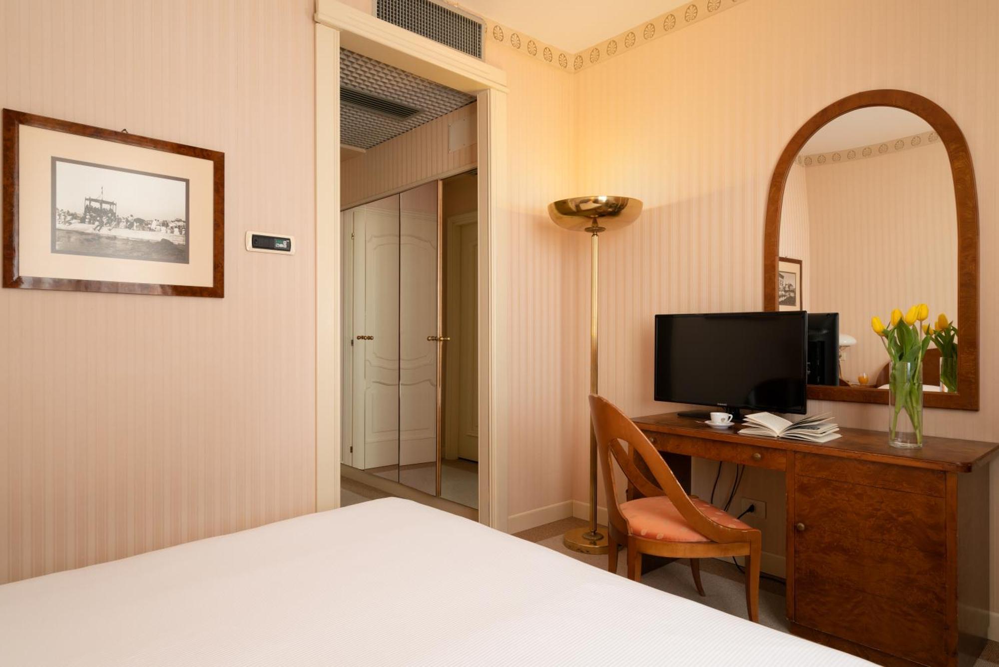 Standard Double or Twin Room,1553014927:JPEG