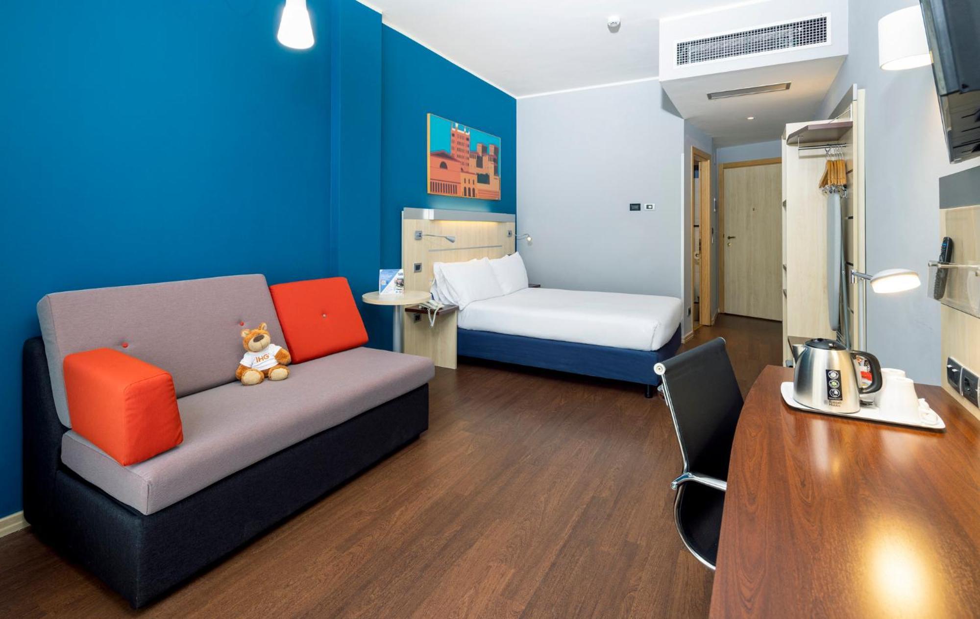 Standard Double Room Sofa Bed