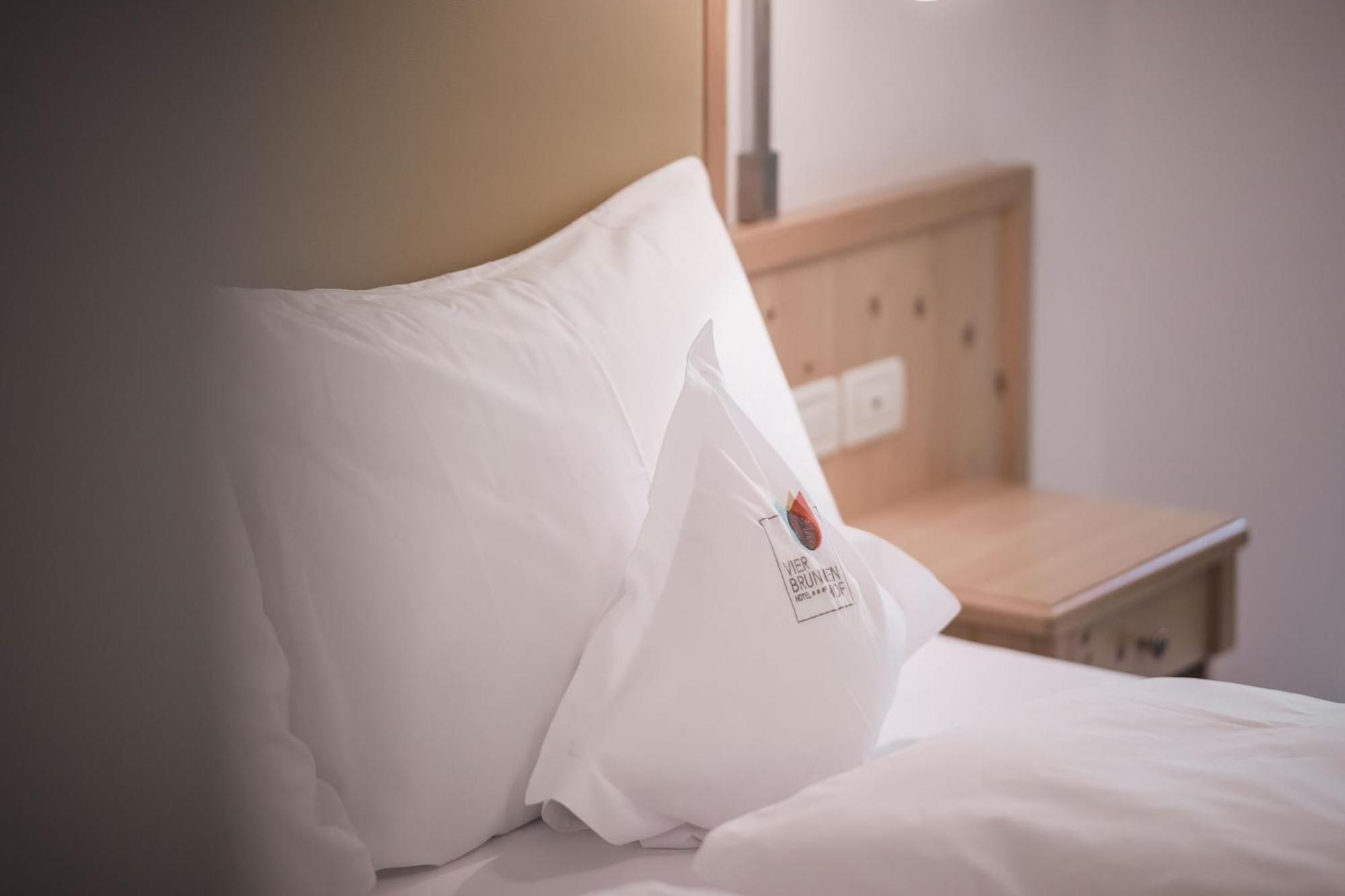 Double Room,1557291370:JPEG
