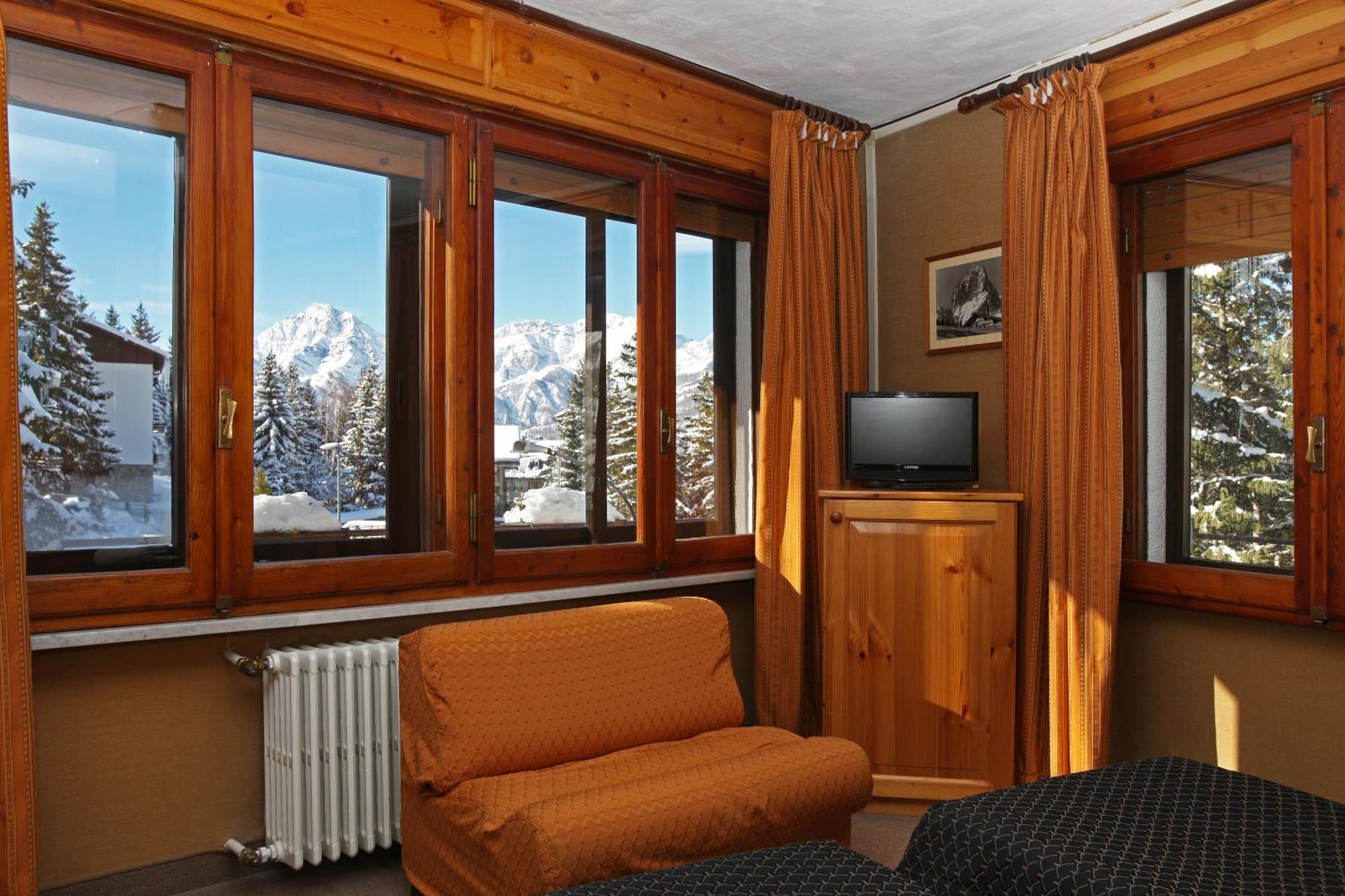 Basic Triple Room