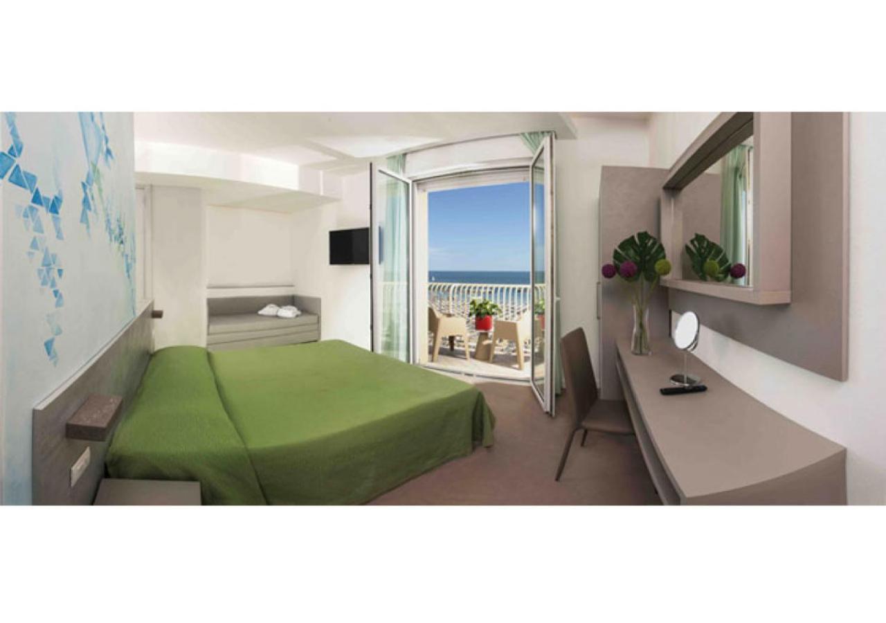 Superior Triple Room Sea View