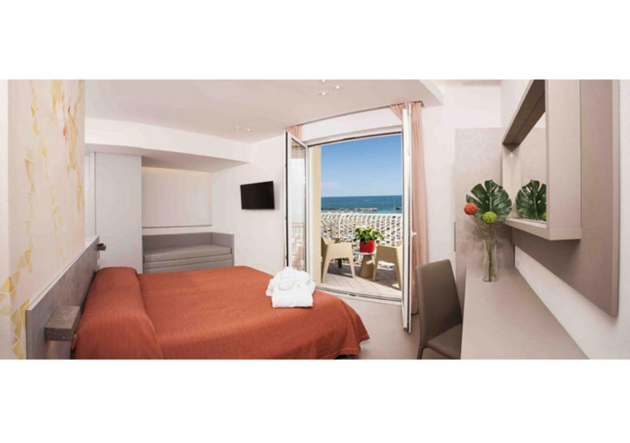 Superior Triple Room Sea View
