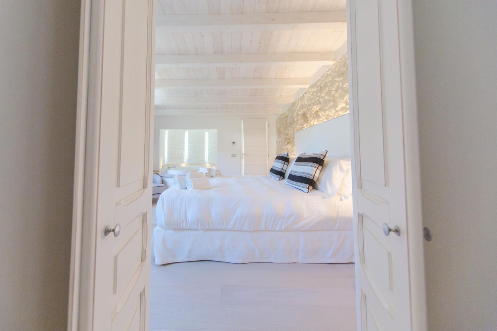 Deluxe Garden Double Room