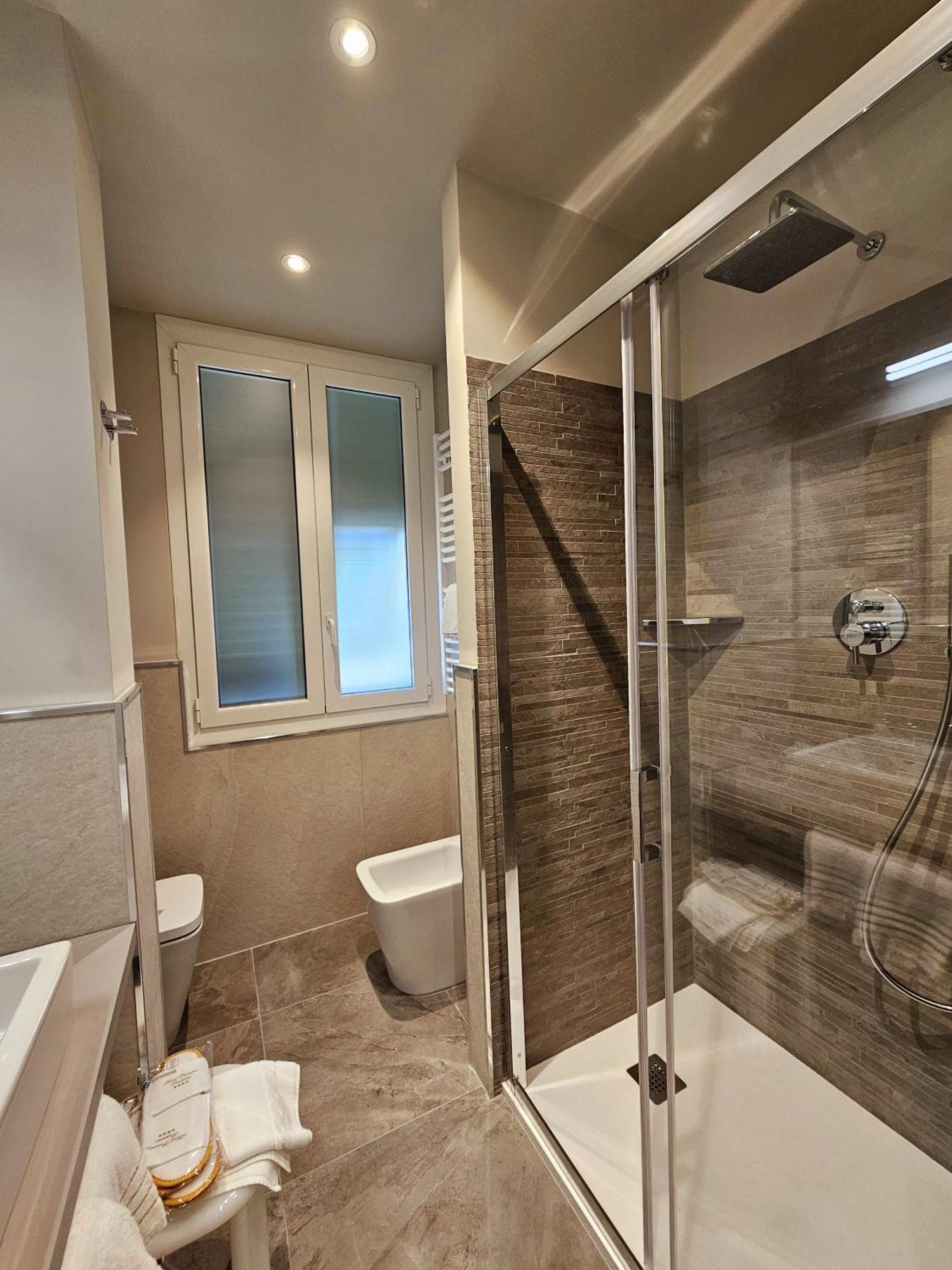 Deluxe Double Room Sea Side