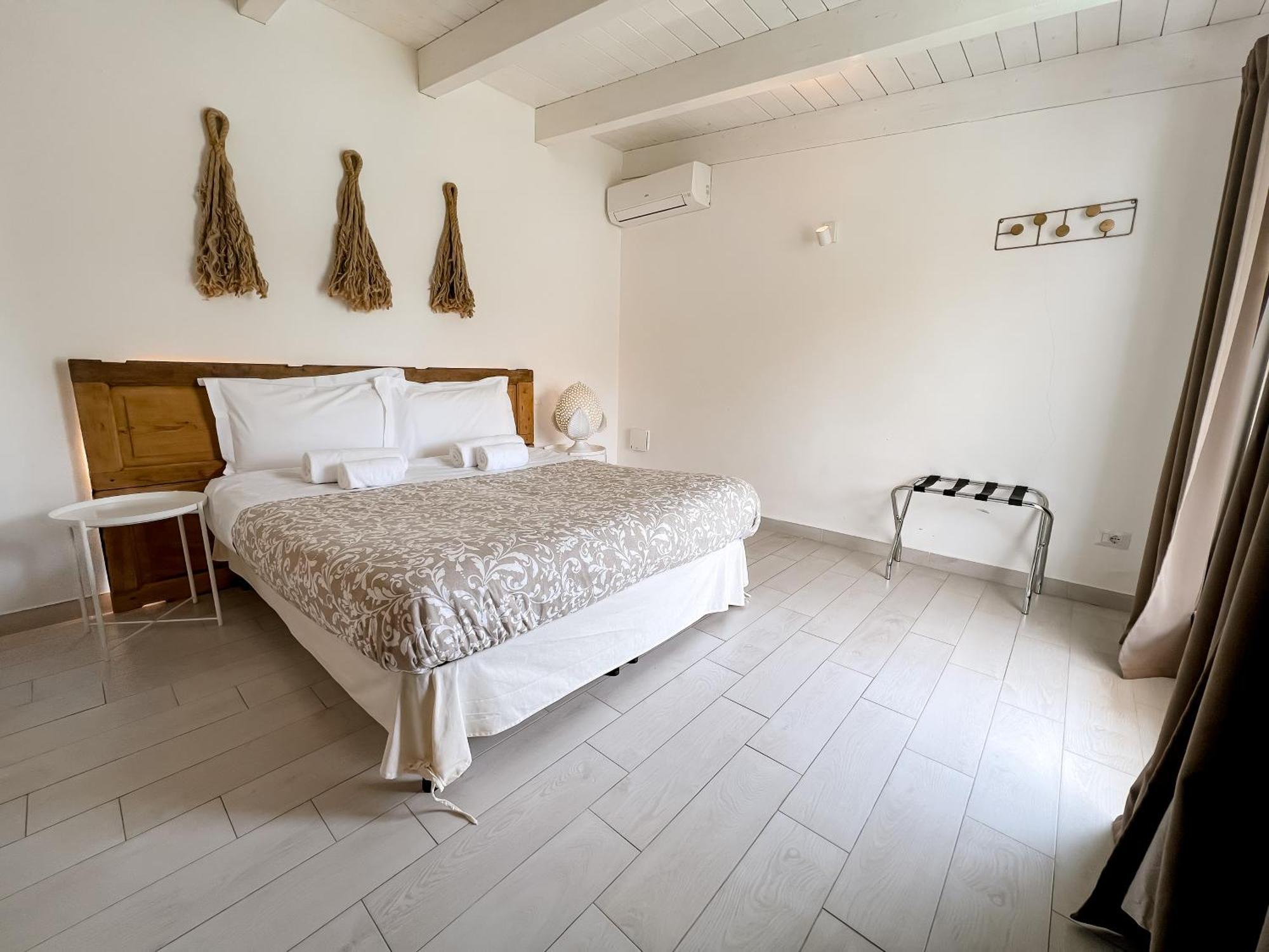 Premium Quadruple Room