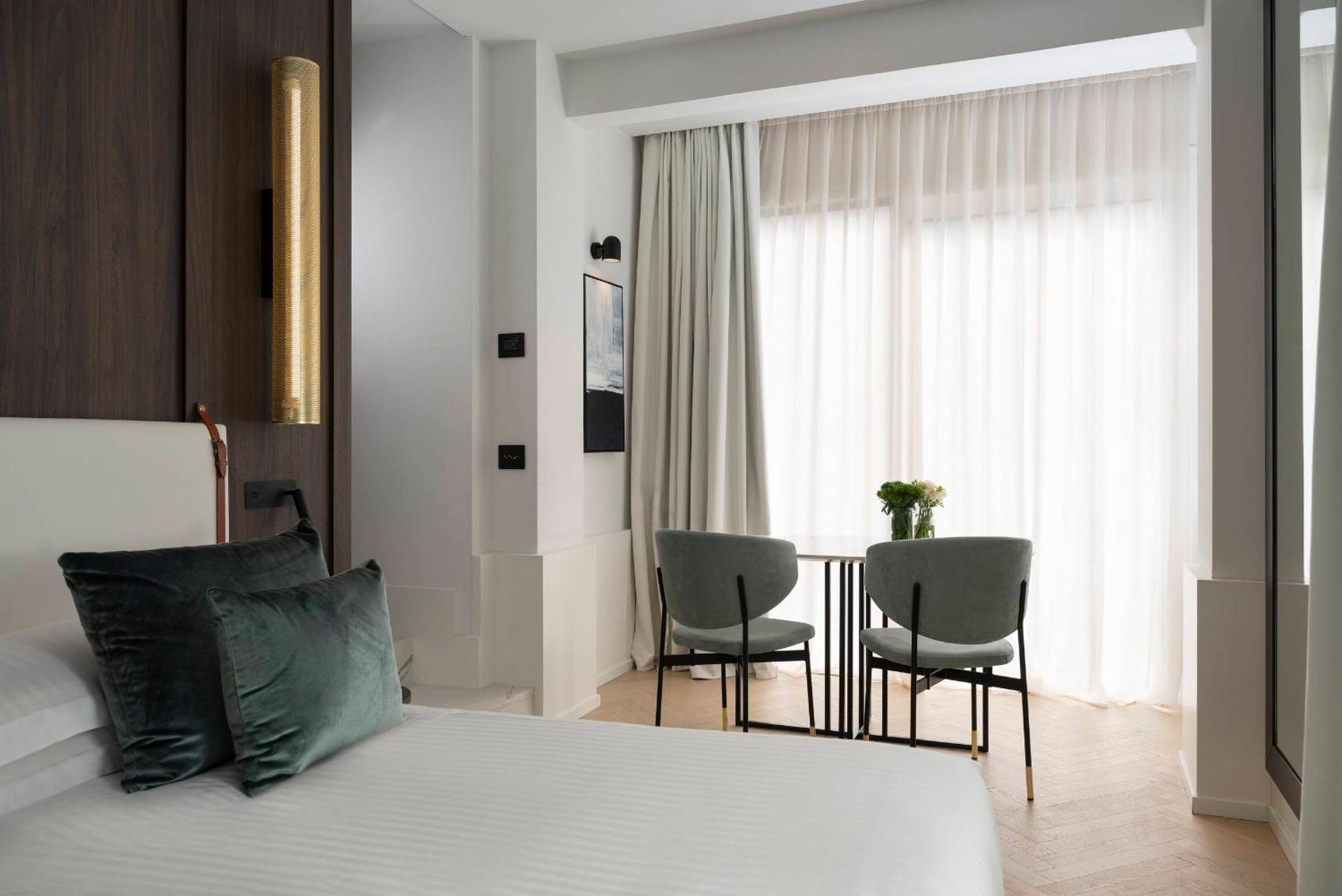 Junior Suite Spa Bath Separate Building