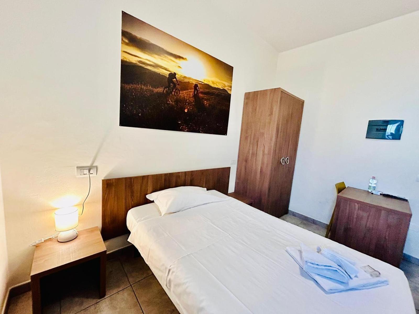 Single Room Private Bathroom