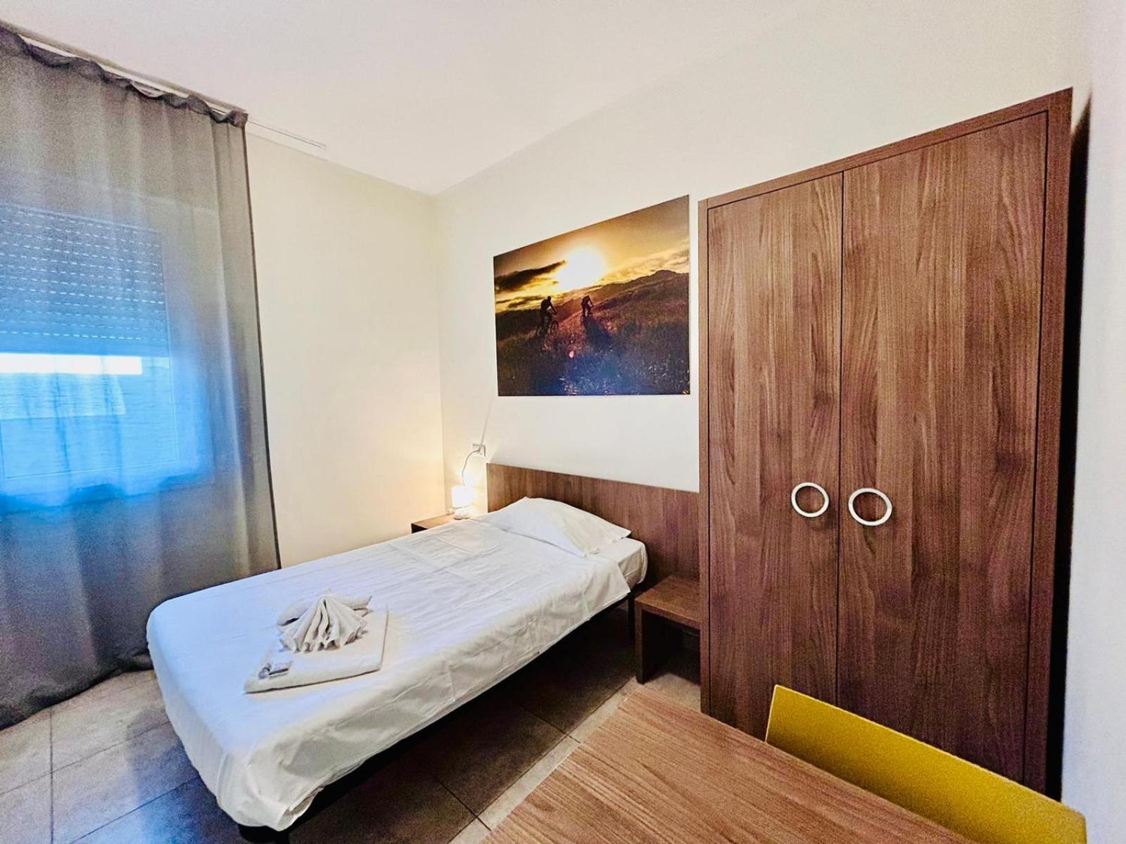 Single Room Private Bathroom