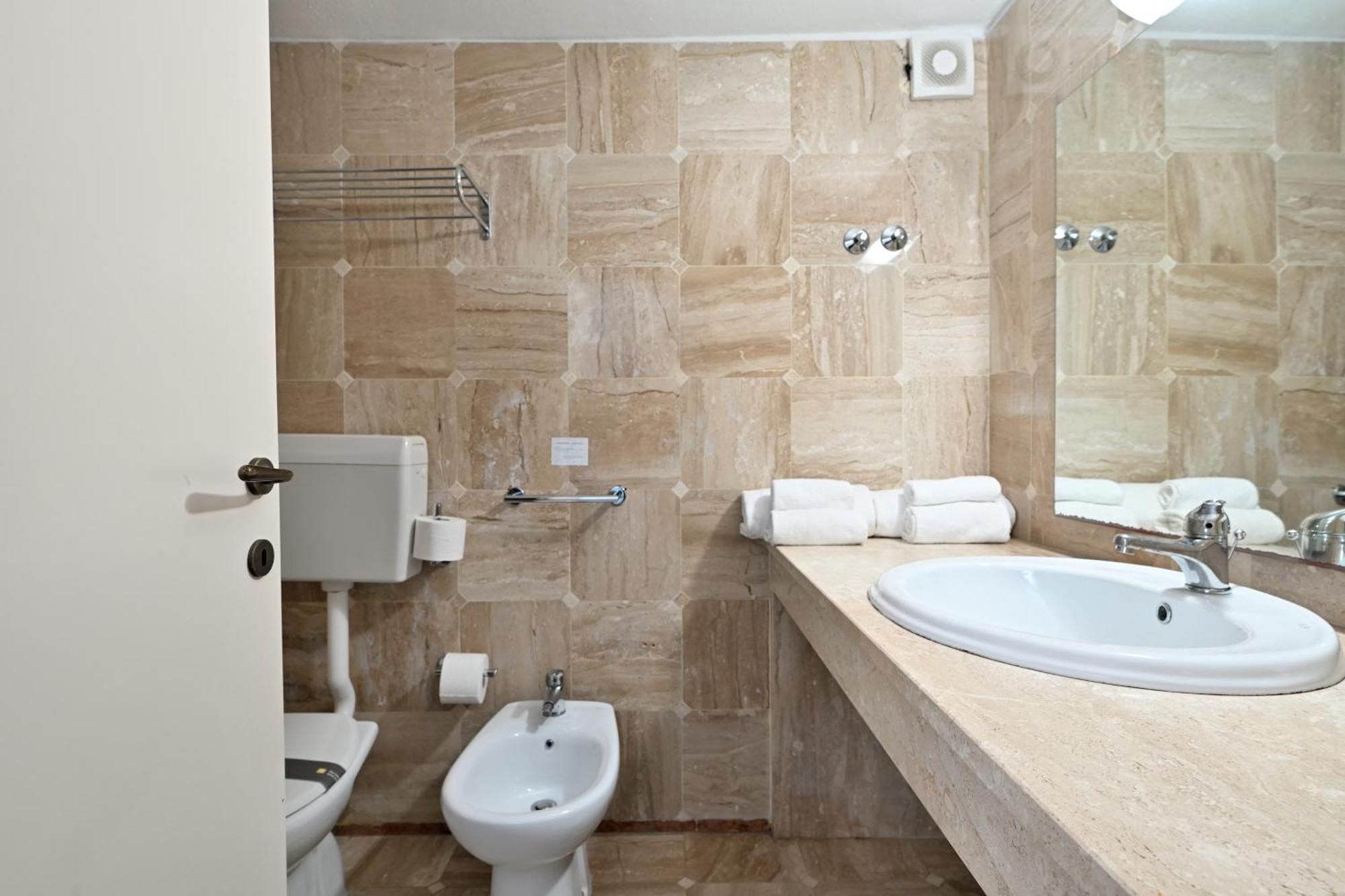 Classic Double or Twin Room