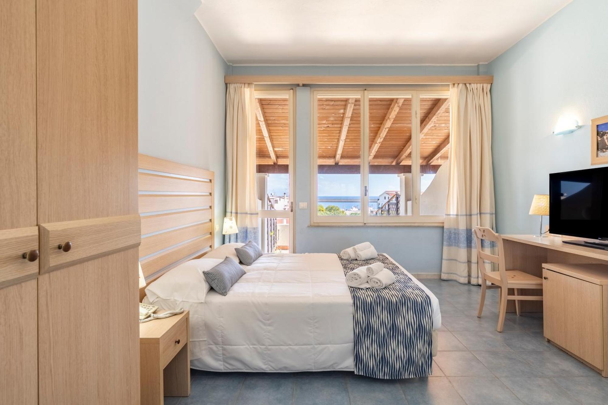 Classic Double or Twin Room