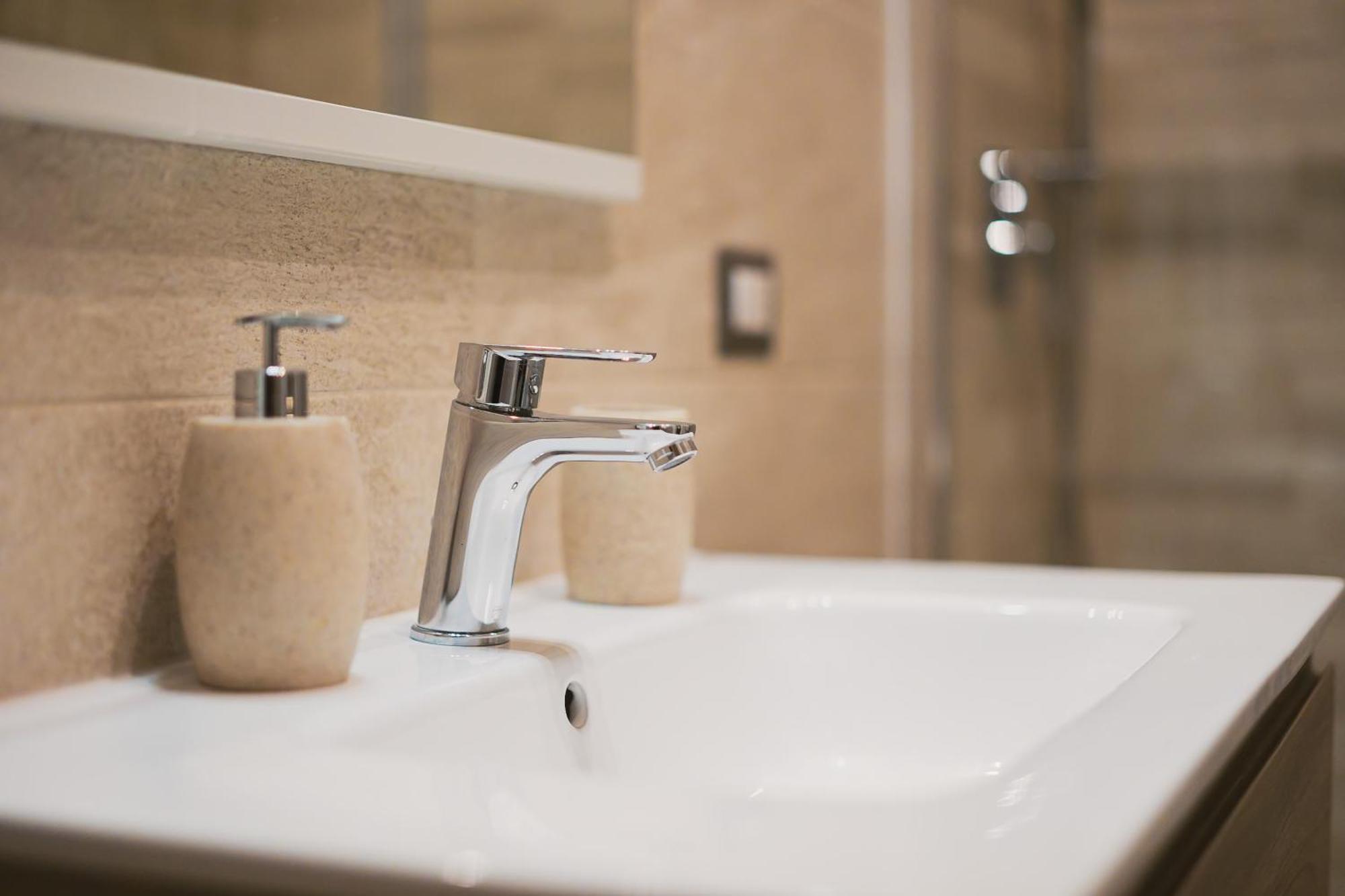 Double Room Private Bathroom