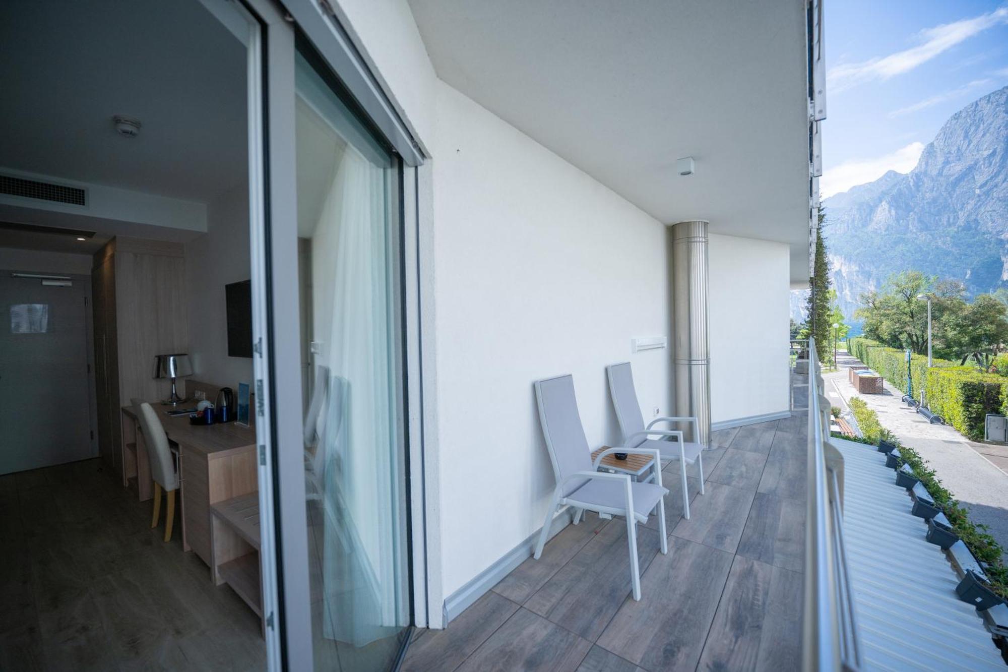Comfort Double Room Partial Lake View Balcony
