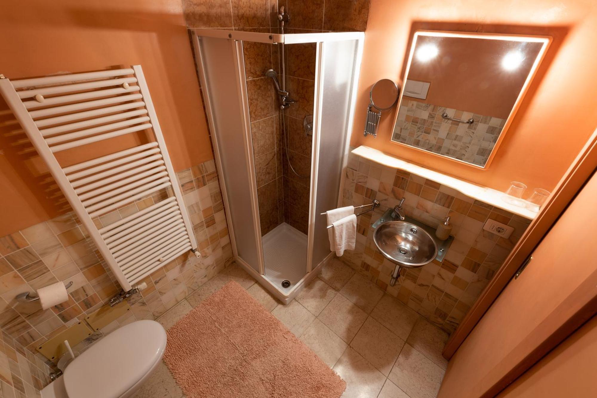 One Bed-Room Apartment