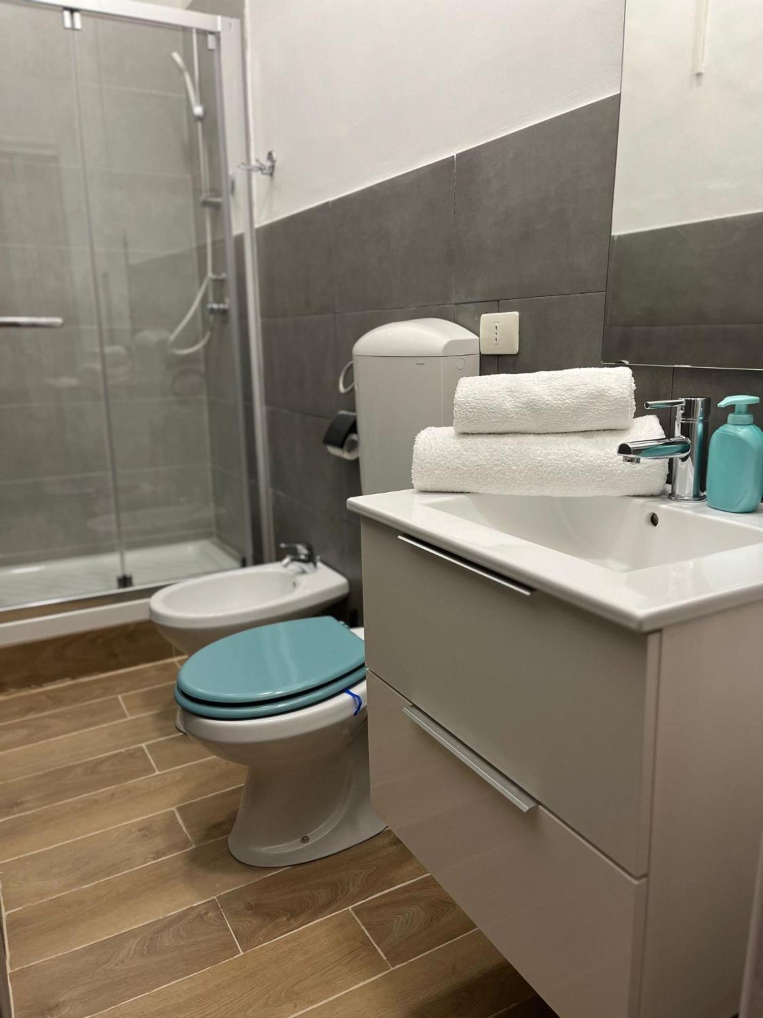 Double Room Private Bathroom