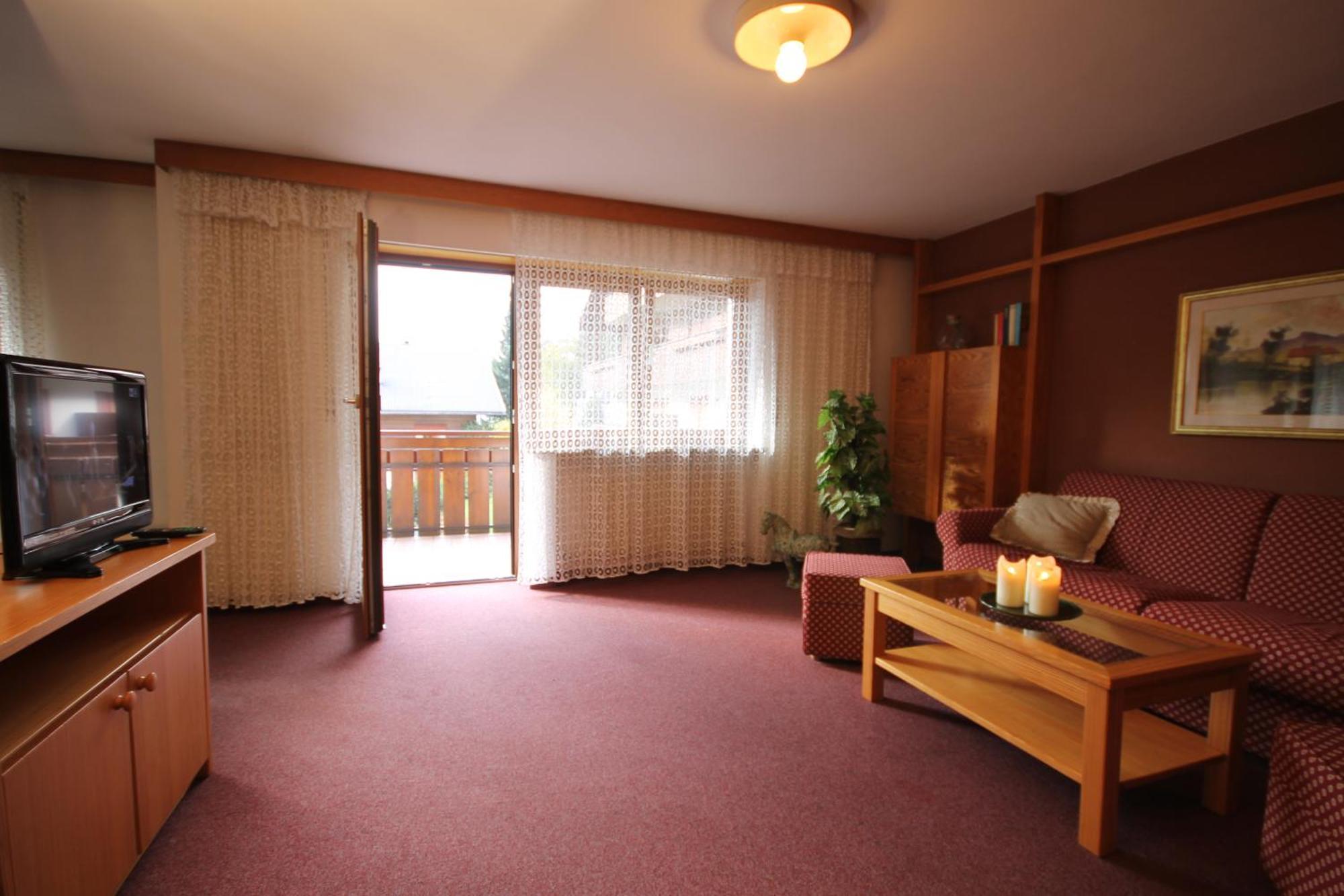 Superior One-Bedroom Apartment